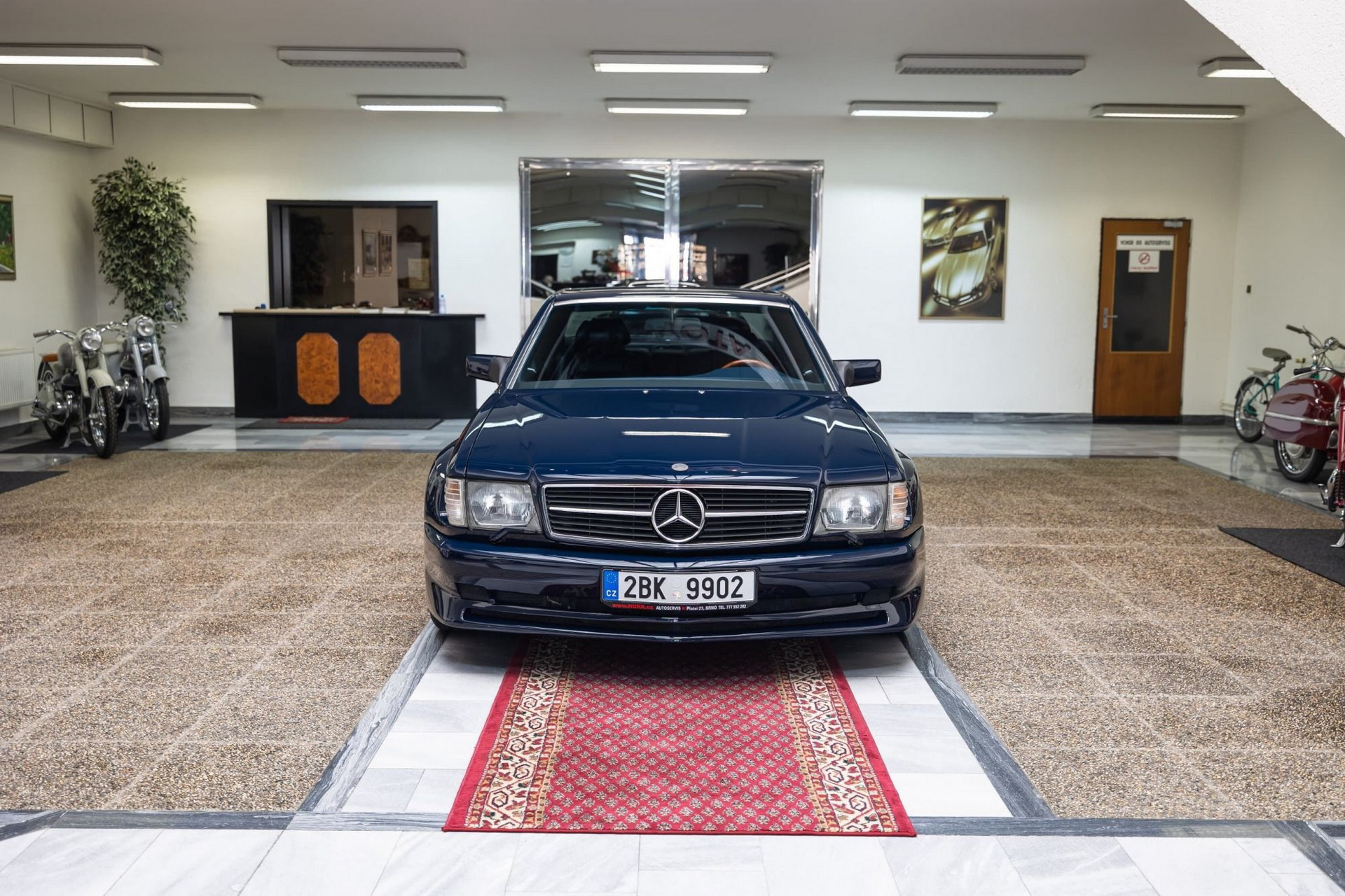 1-Of-100 Mercedes 560 SEC Koenig Looks Like The Wild Child Of An S-Class And A Testarossa