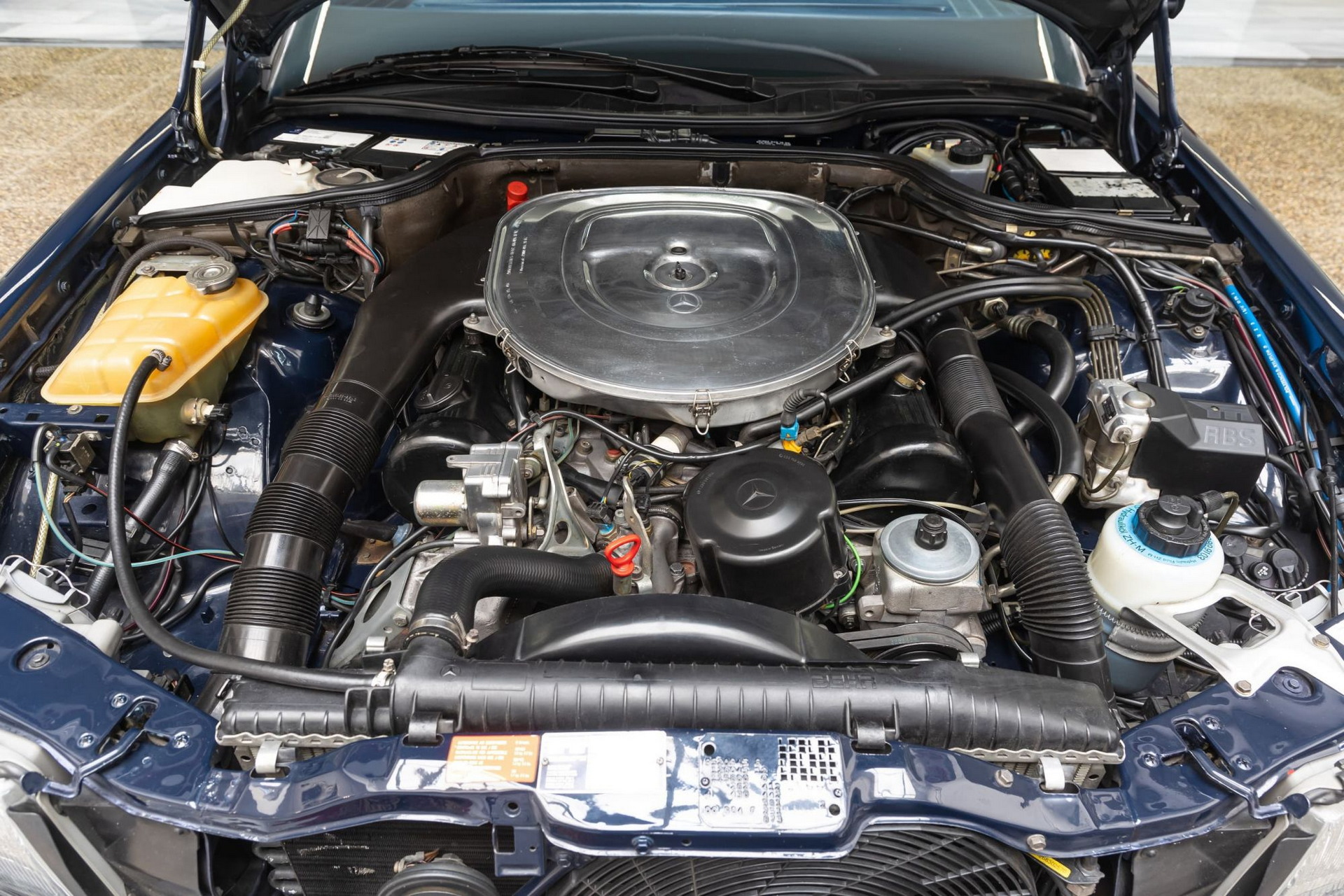 1-Of-100 Mercedes 560 SEC Koenig Looks Like The Wild Child Of An S-Class And A Testarossa