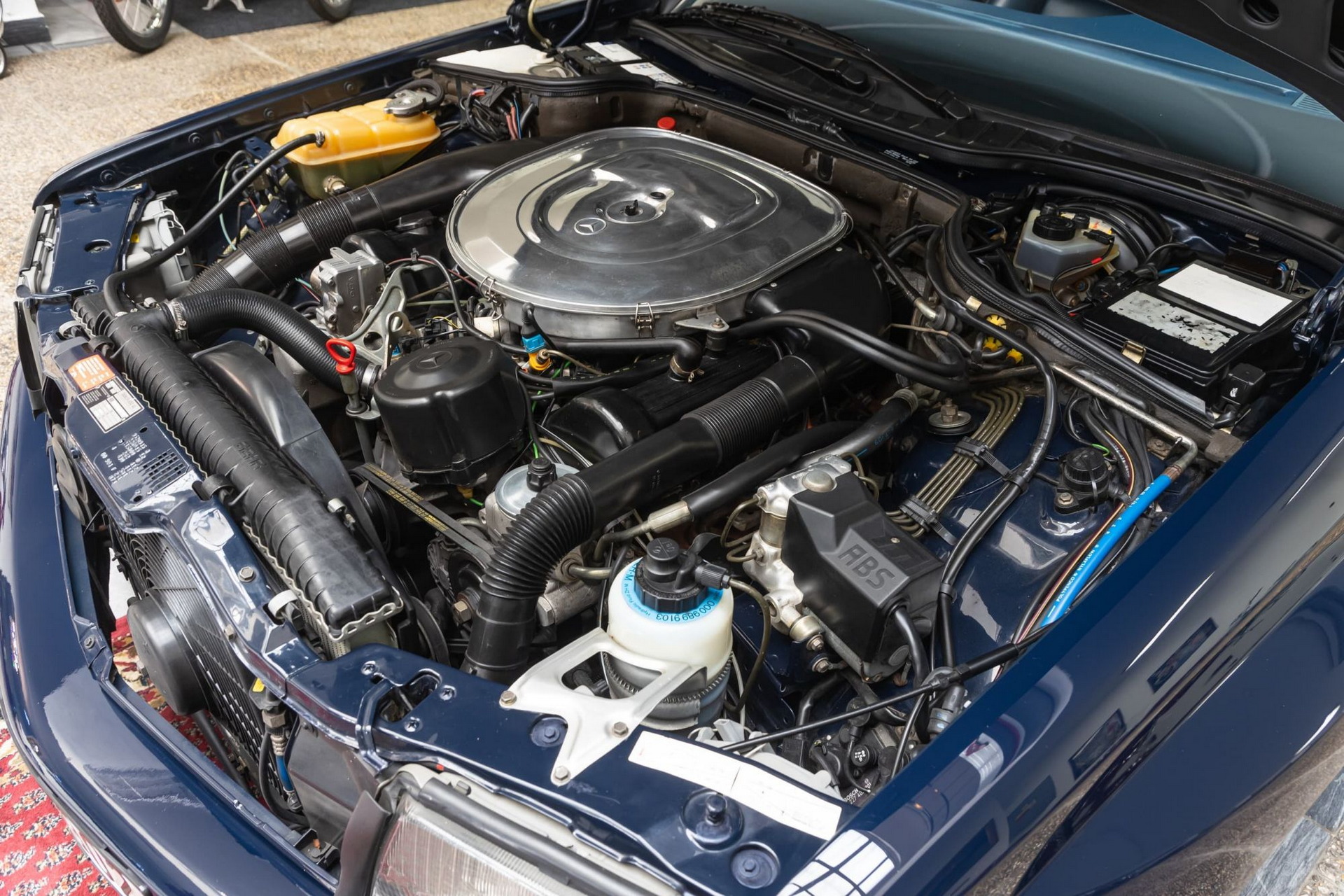 1-Of-100 Mercedes 560 SEC Koenig Looks Like The Wild Child Of An S-Class And A Testarossa