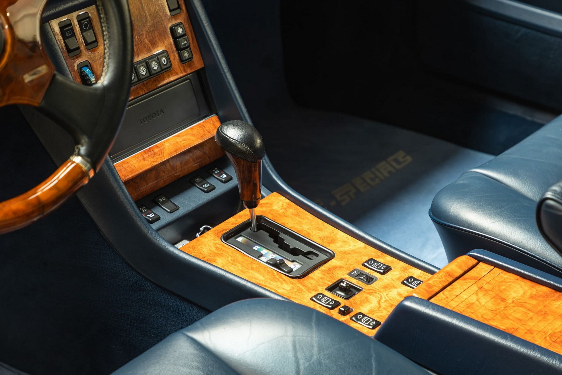 1-Of-100 Mercedes 560 SEC Koenig Looks Like The Wild Child Of An S-Class And A Testarossa