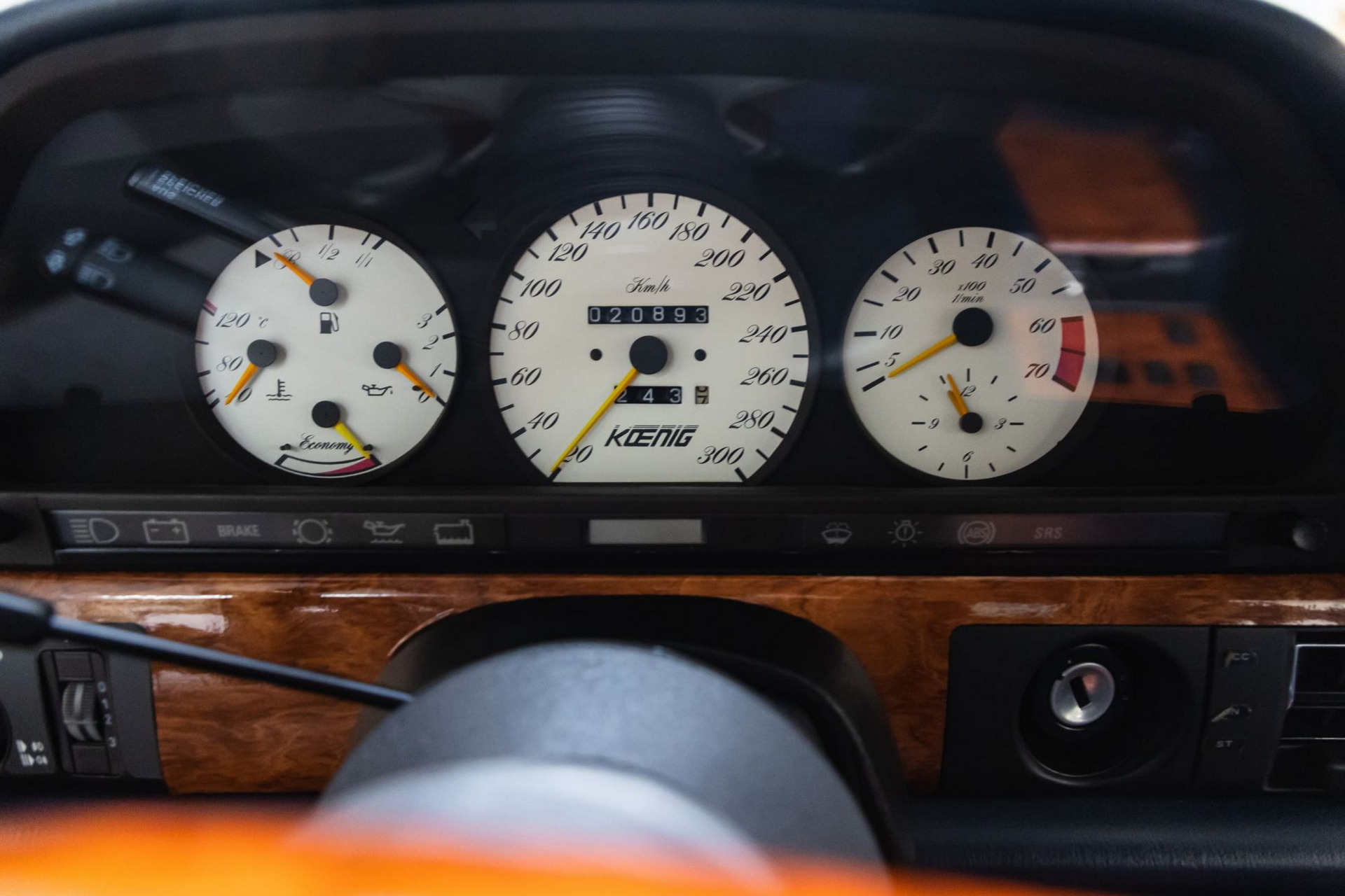 1-Of-100 Mercedes 560 SEC Koenig Looks Like The Wild Child Of An S-Class And A Testarossa