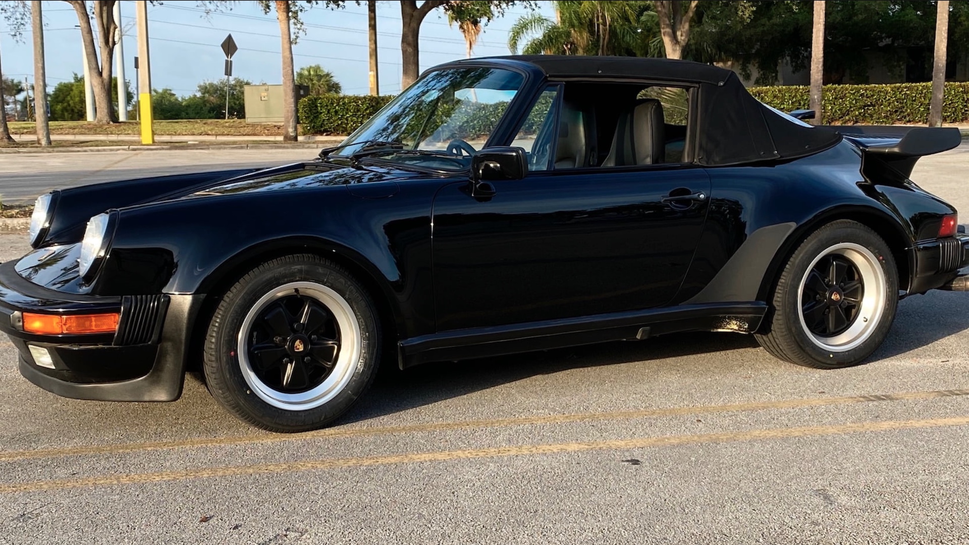 Terrible Auction Listing For Rare Final-Year 1989 Porsche 911 Turbo Cabrio Is The Definition of ‘Phoned It In’