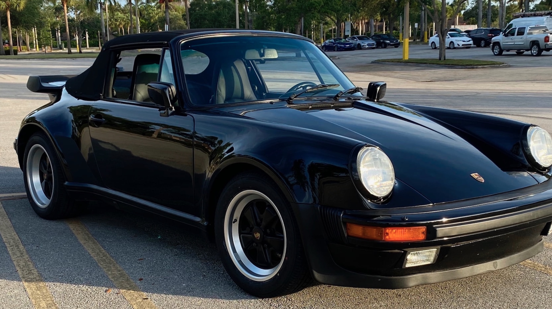 Terrible Auction Listing For Rare Final-Year 1989 Porsche 911 Turbo Cabrio Is The Definition of ‘Phoned It In’