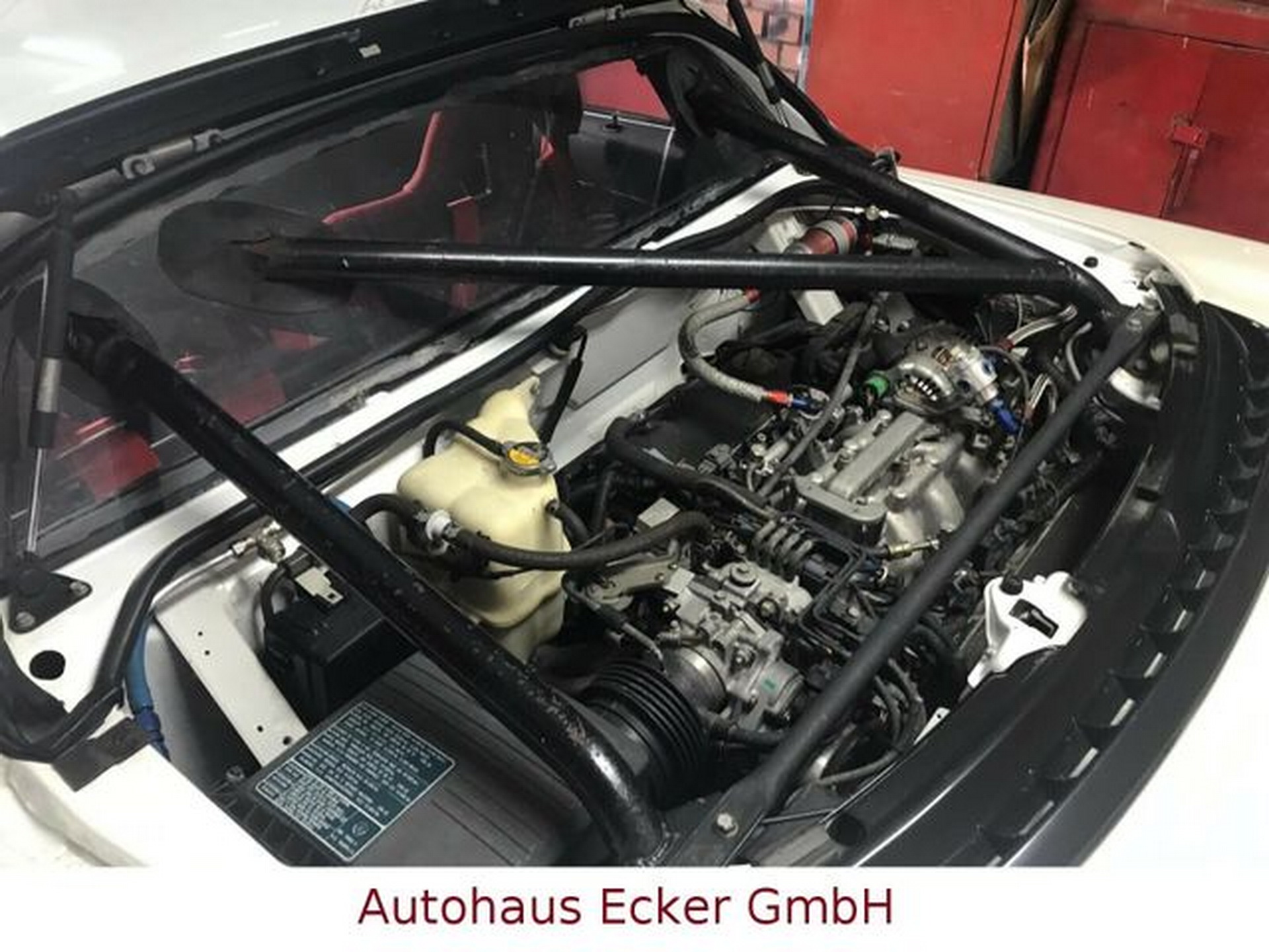 Track-Prepped Honda NSX Is The Retro Racer Of Our Dreams