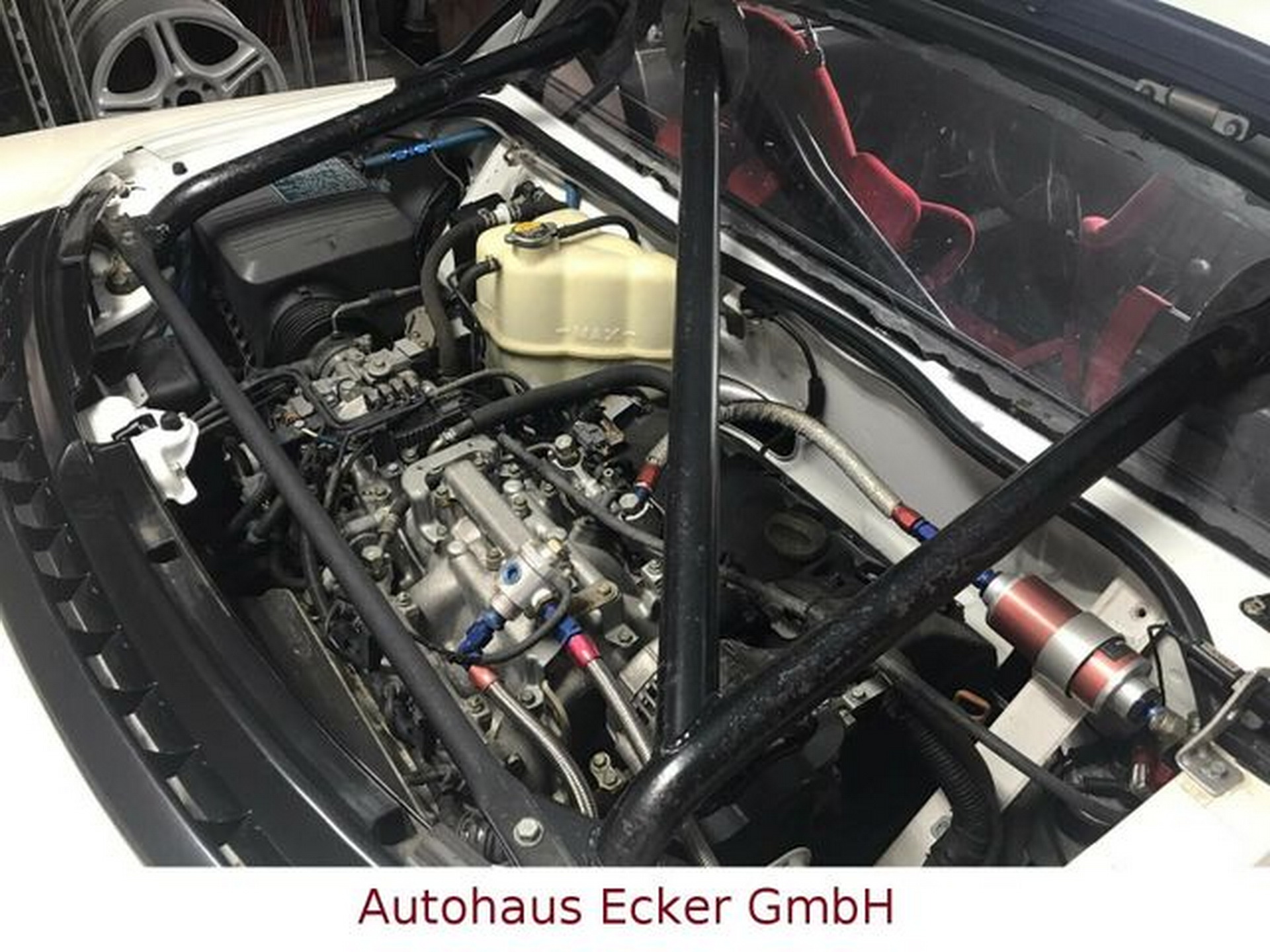 Track-Prepped Honda NSX Is The Retro Racer Of Our Dreams