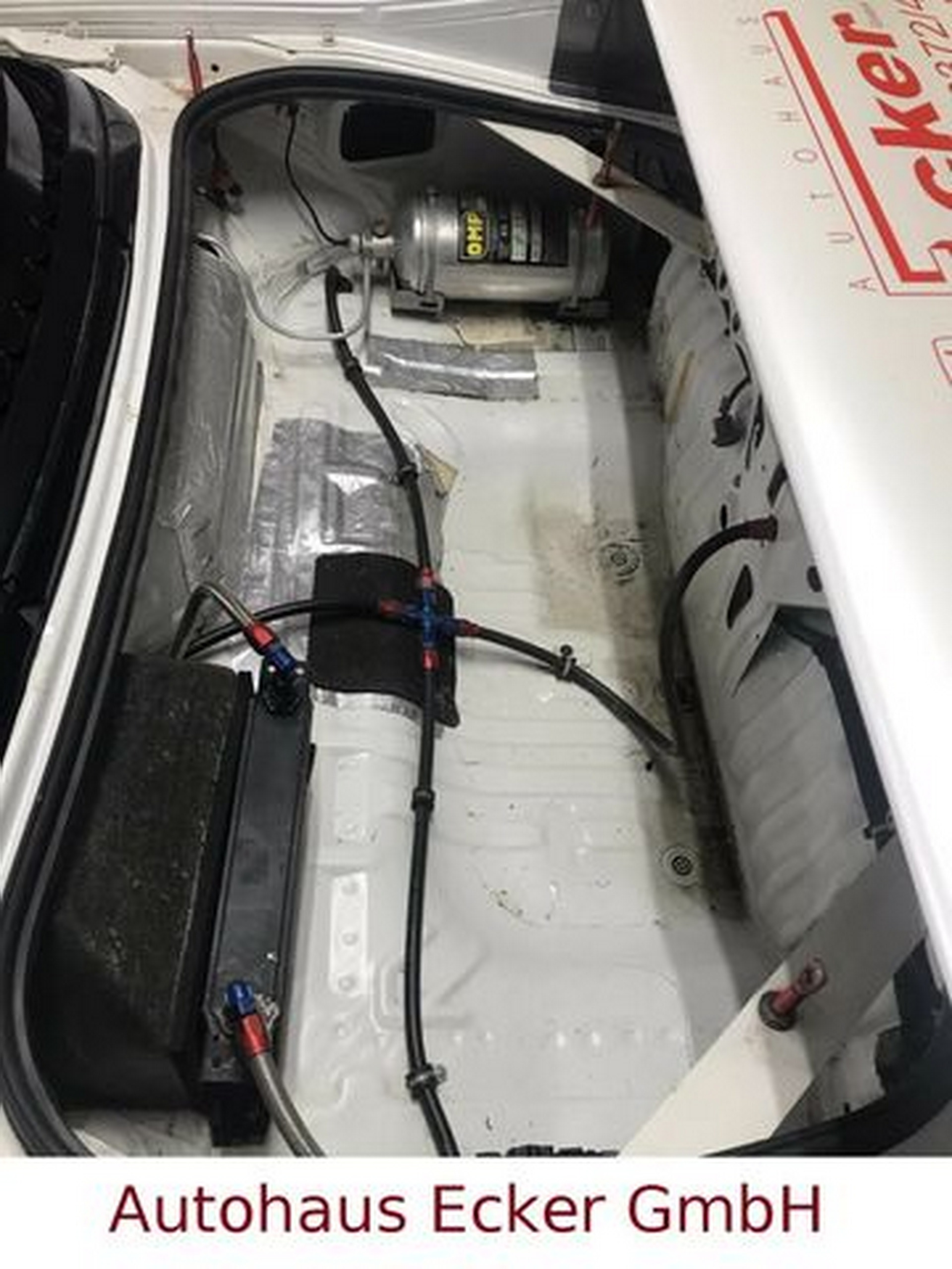 Track-Prepped Honda NSX Is The Retro Racer Of Our Dreams