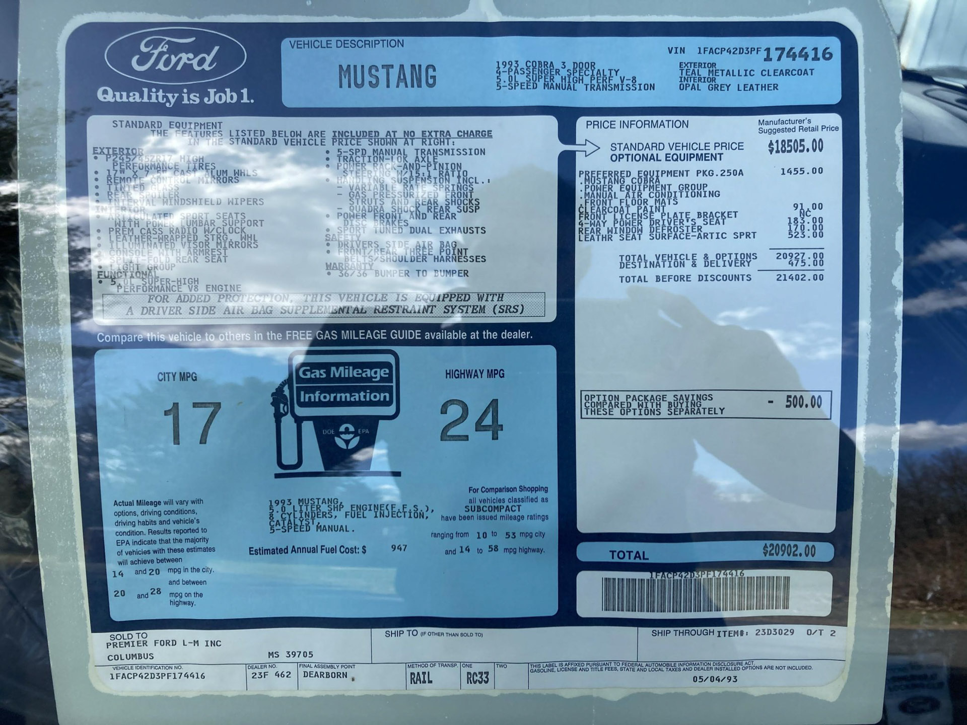 “New” 35-Mile 1993 Ford Mustang SVT Cobra Is One Foxy Lady That’s Still In Wraps