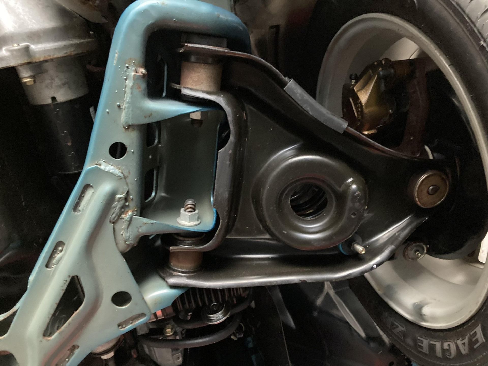 “New” 35-Mile 1993 Ford Mustang SVT Cobra Is One Foxy Lady That’s Still In Wraps