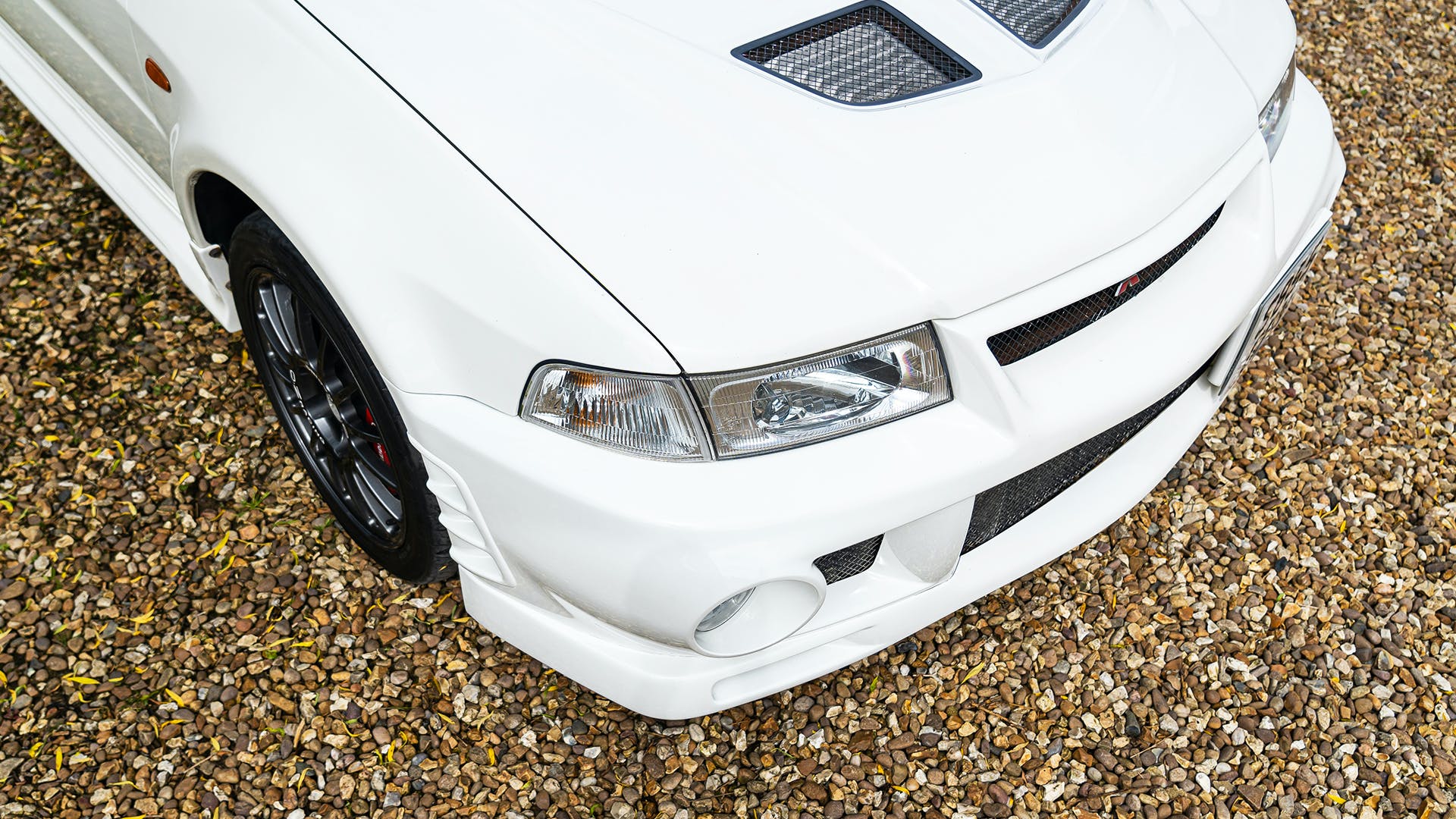 Here’s Your Chance To Own A Historic 1999 Mitsubishi Lancer Evo VI Prototype