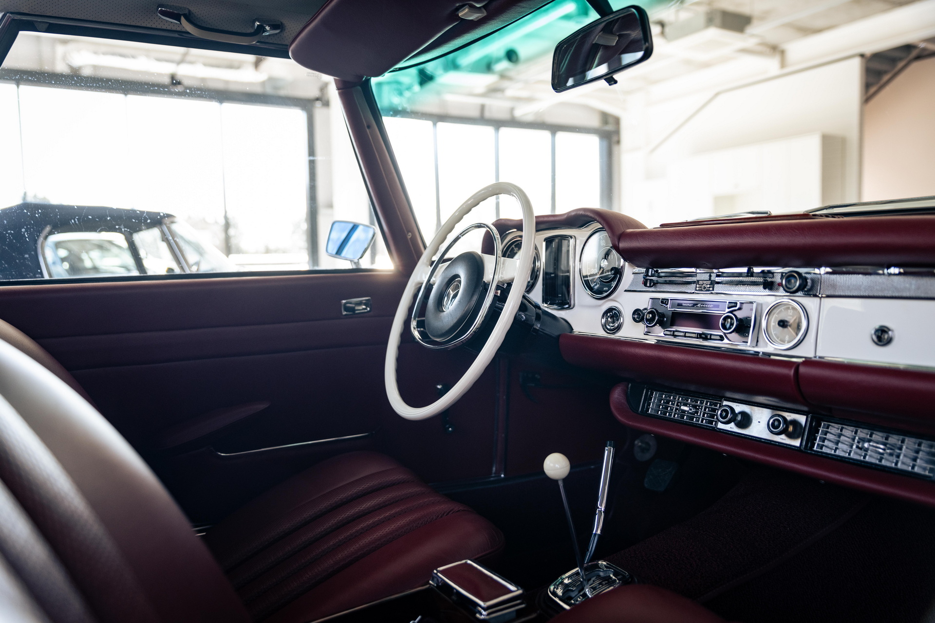 Everrati Partners With Hilton & Moss To Create Mercedes SL Pagoda Electromod