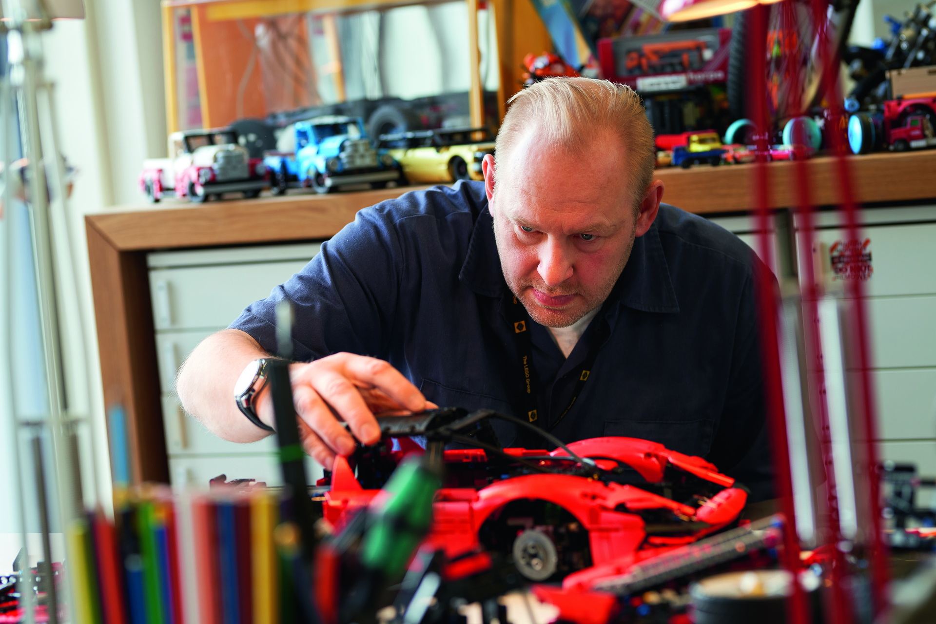 1:8 Scale Ferrari Daytona SP3 LEGO Technic Set Somehow Has Working 8-Speed Sequential Gearbox