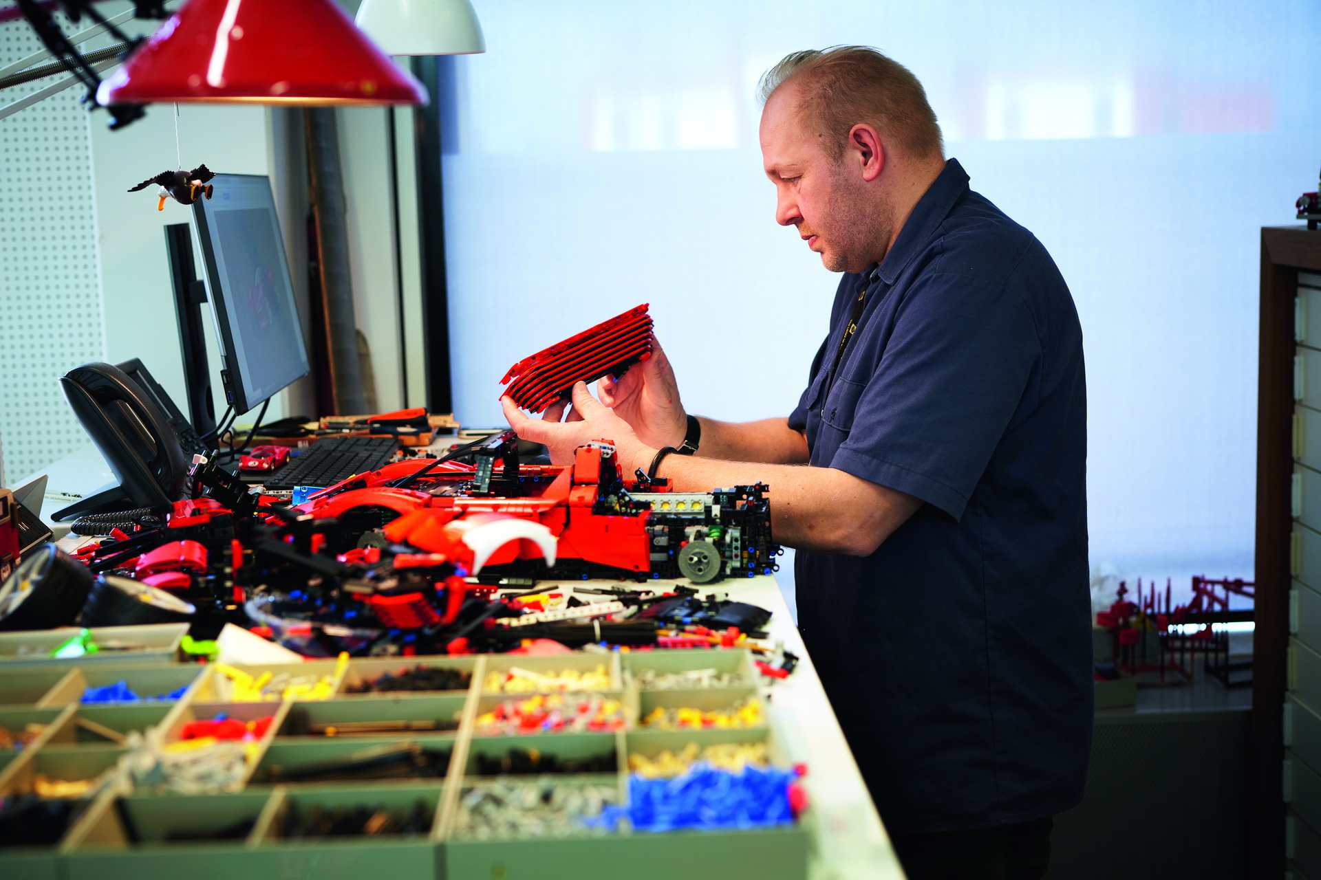 1:8 Scale Ferrari Daytona SP3 LEGO Technic Set Somehow Has Working 8-Speed Sequential Gearbox