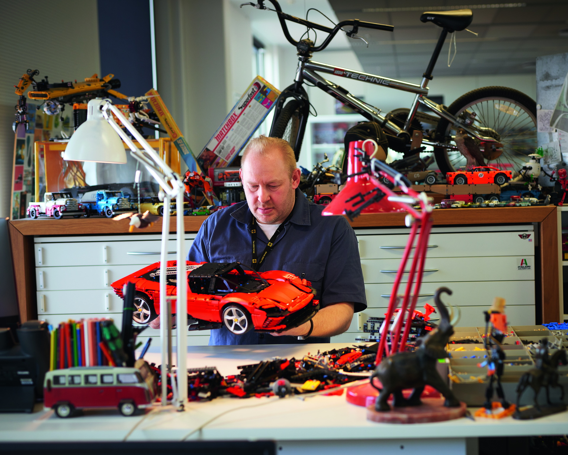 1:8 Scale Ferrari Daytona SP3 LEGO Technic Set Somehow Has Working 8-Speed Sequential Gearbox