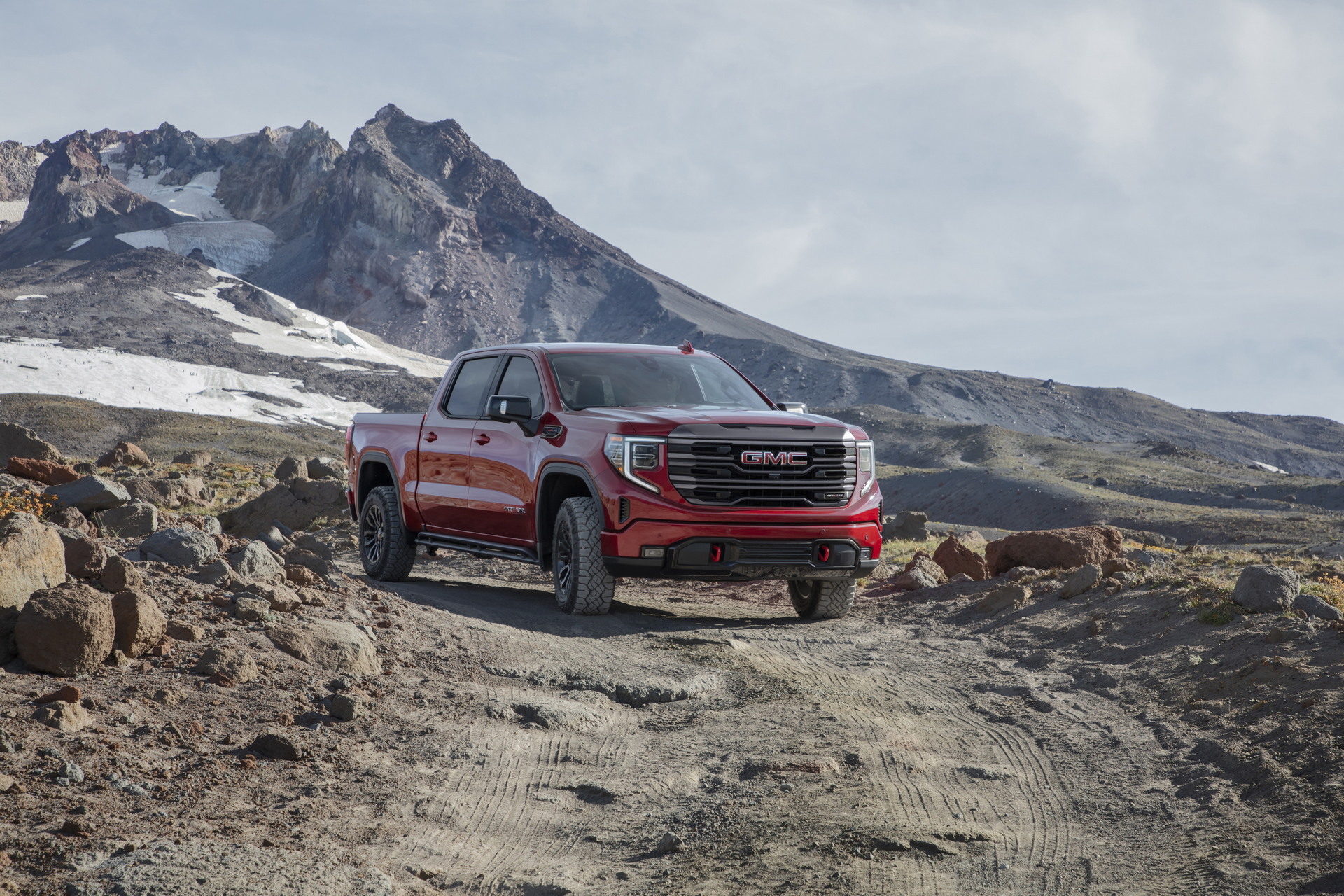 We’re Driving The 2022 GMC Sierra Denali Ultimate And The AT4X, Anything You Want To Know?