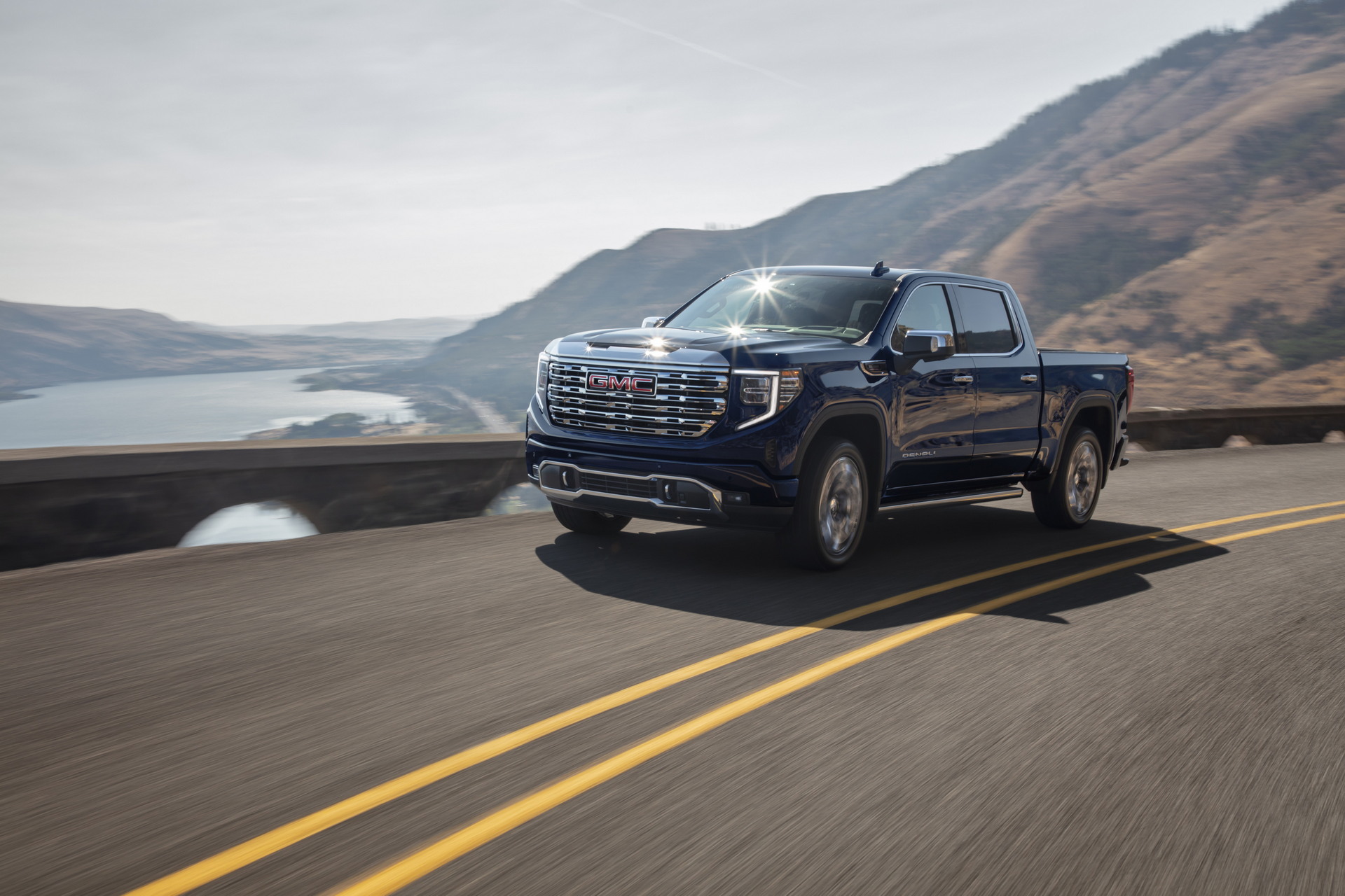 We’re Driving The 2022 GMC Sierra Denali Ultimate And The AT4X, Anything You Want To Know?