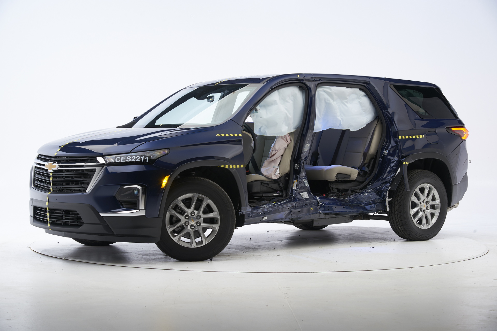 VW ID.4 Excels While Jeep Wrangler Struggles In New, Harder IIHS Side Impact Test