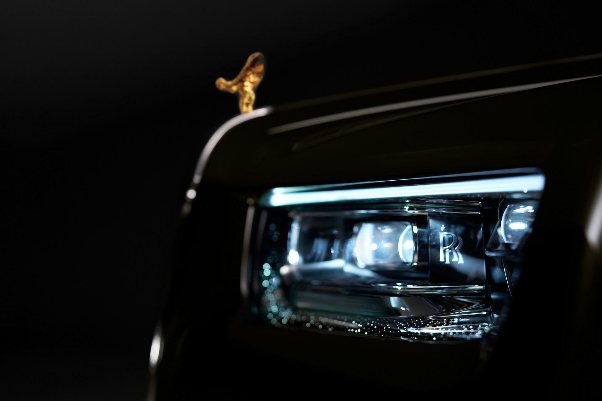 2023 Rolls-Royce Phantom Updated With Illuminated Grille And New Options