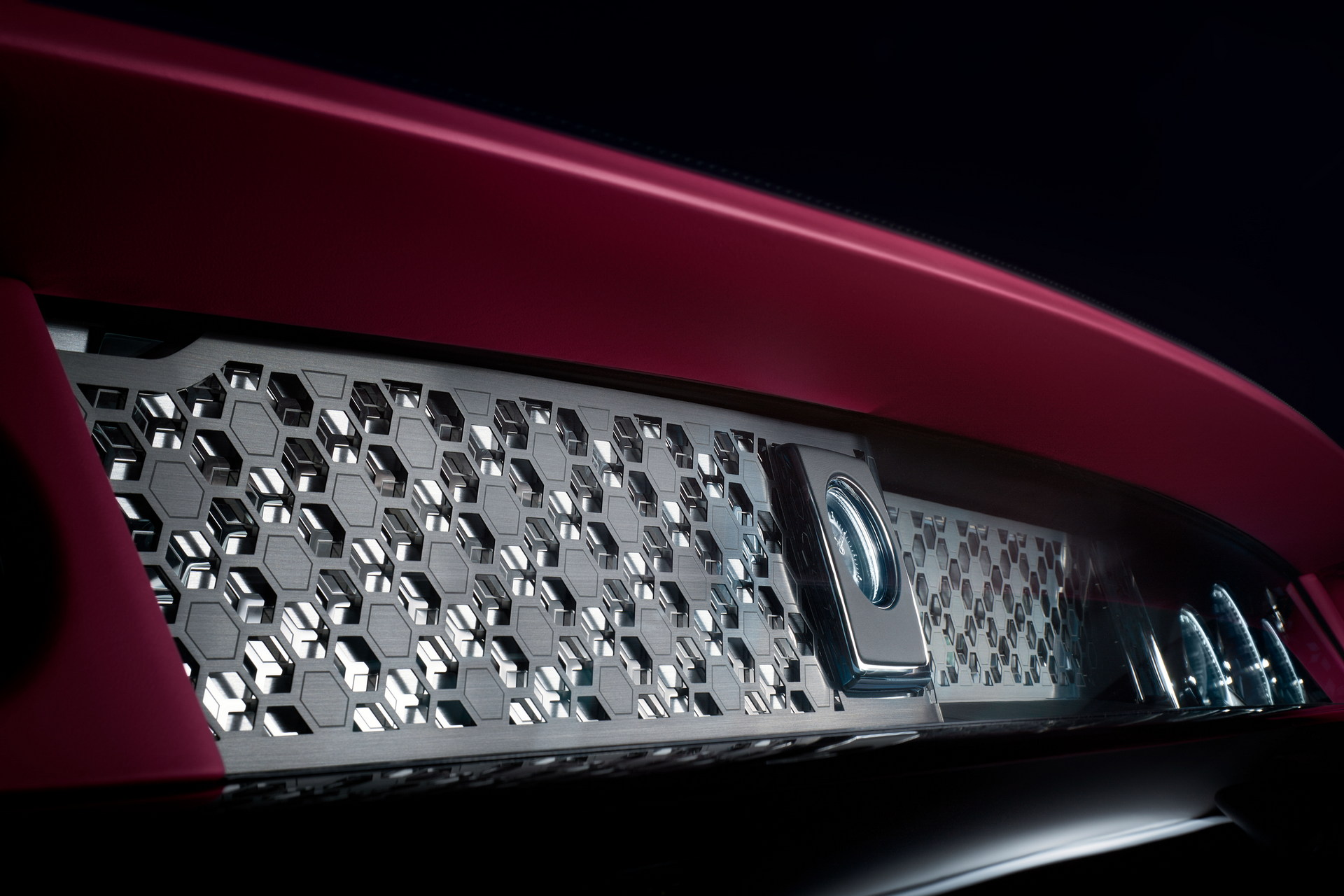 2023 Rolls-Royce Phantom Updated With Illuminated Grille And New Options