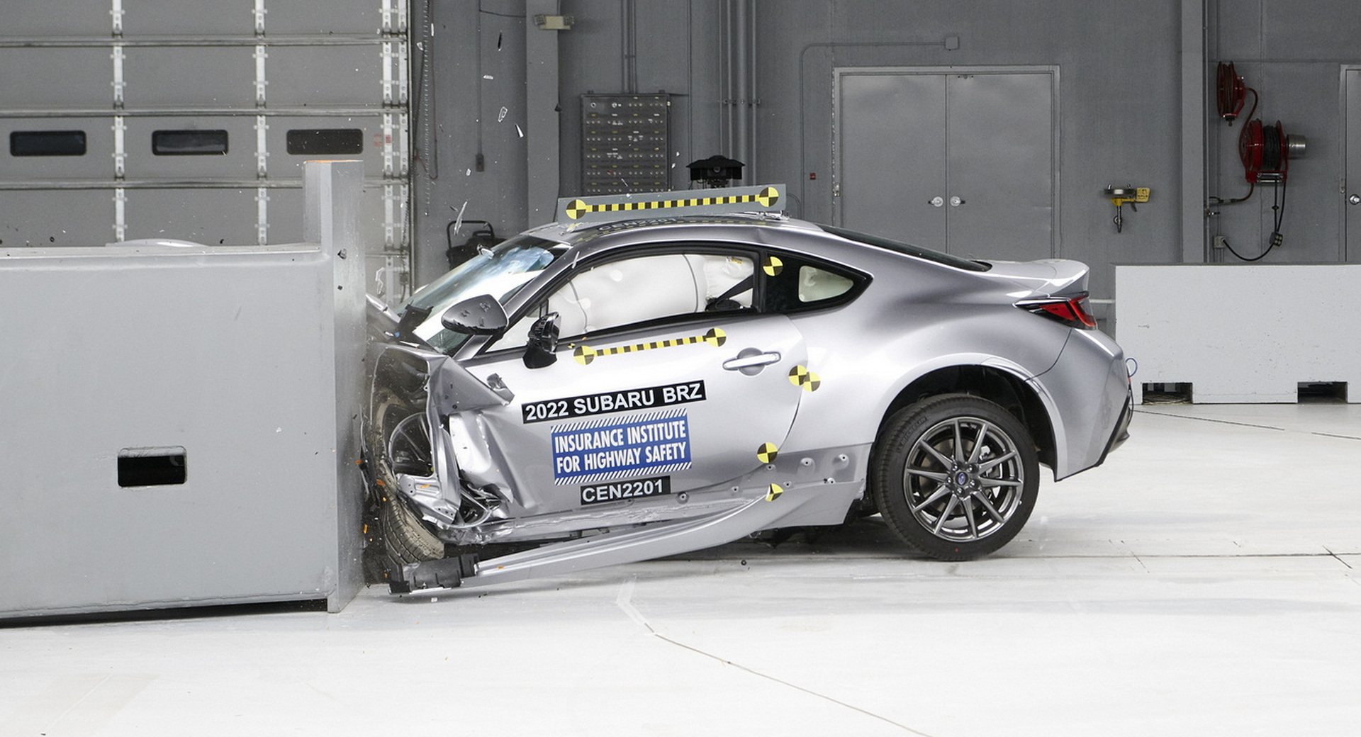 2022 Subaru BRZ And Toyota GR86 Crash Their Way Into A Top IIHS Rating