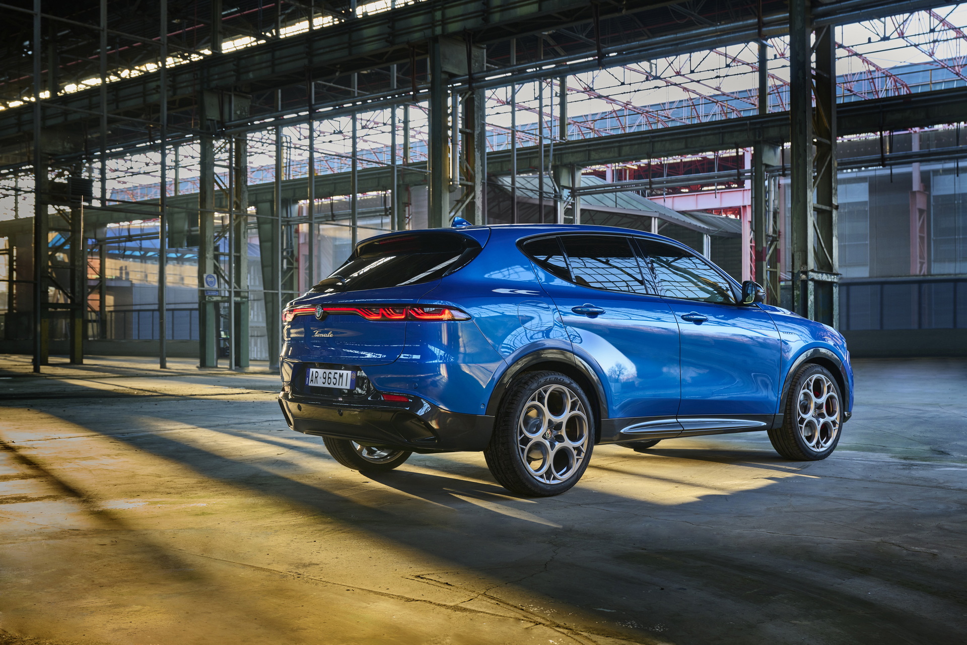 Get A Close Look At The 2023 Alfa Romeo Tonale In 90 New Images