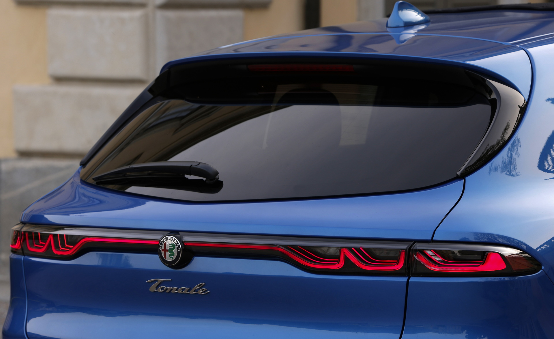 Get A Close Look At The 2023 Alfa Romeo Tonale In 90 New Images