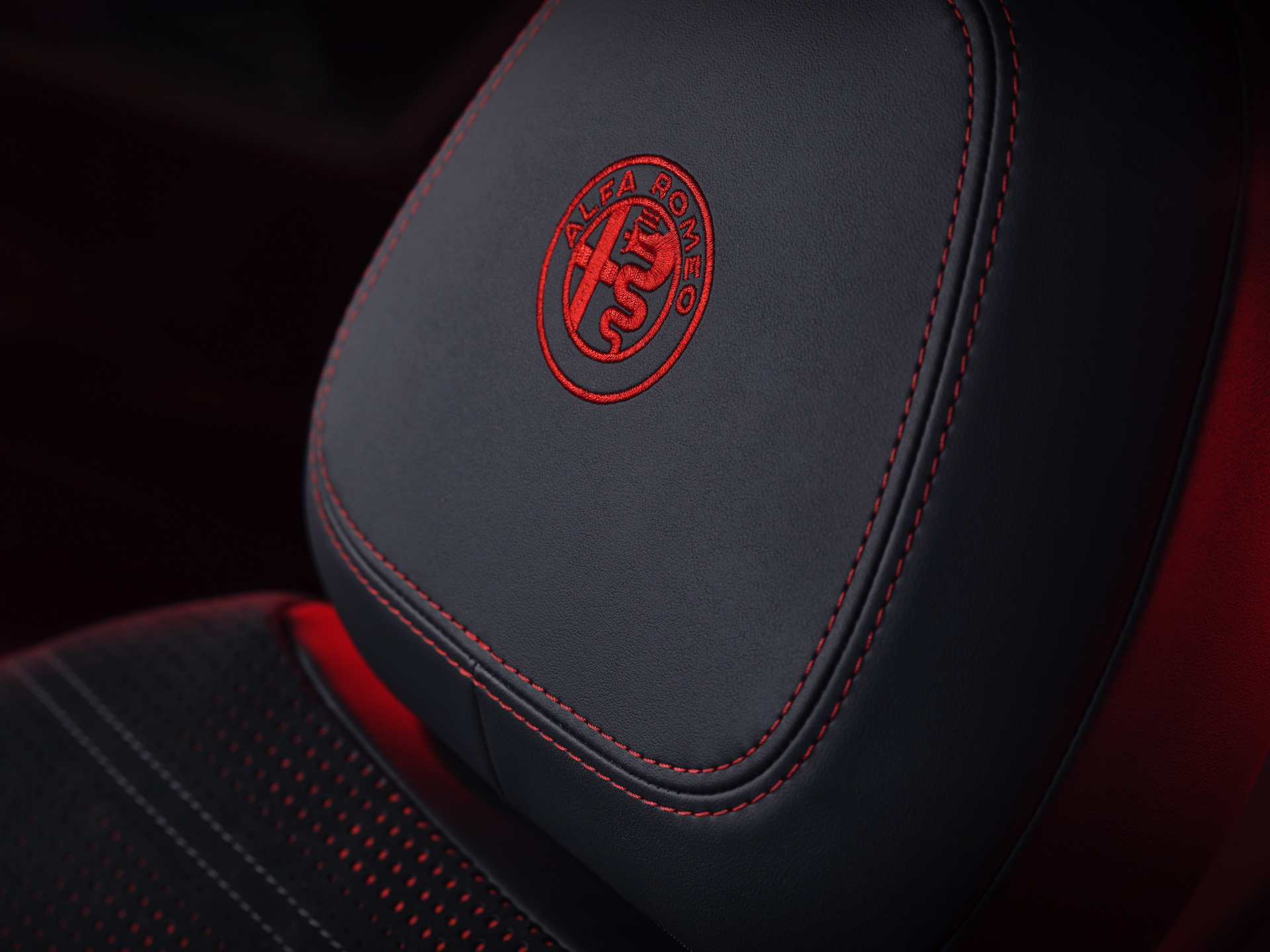 Get A Close Look At The 2023 Alfa Romeo Tonale In 90 New Images