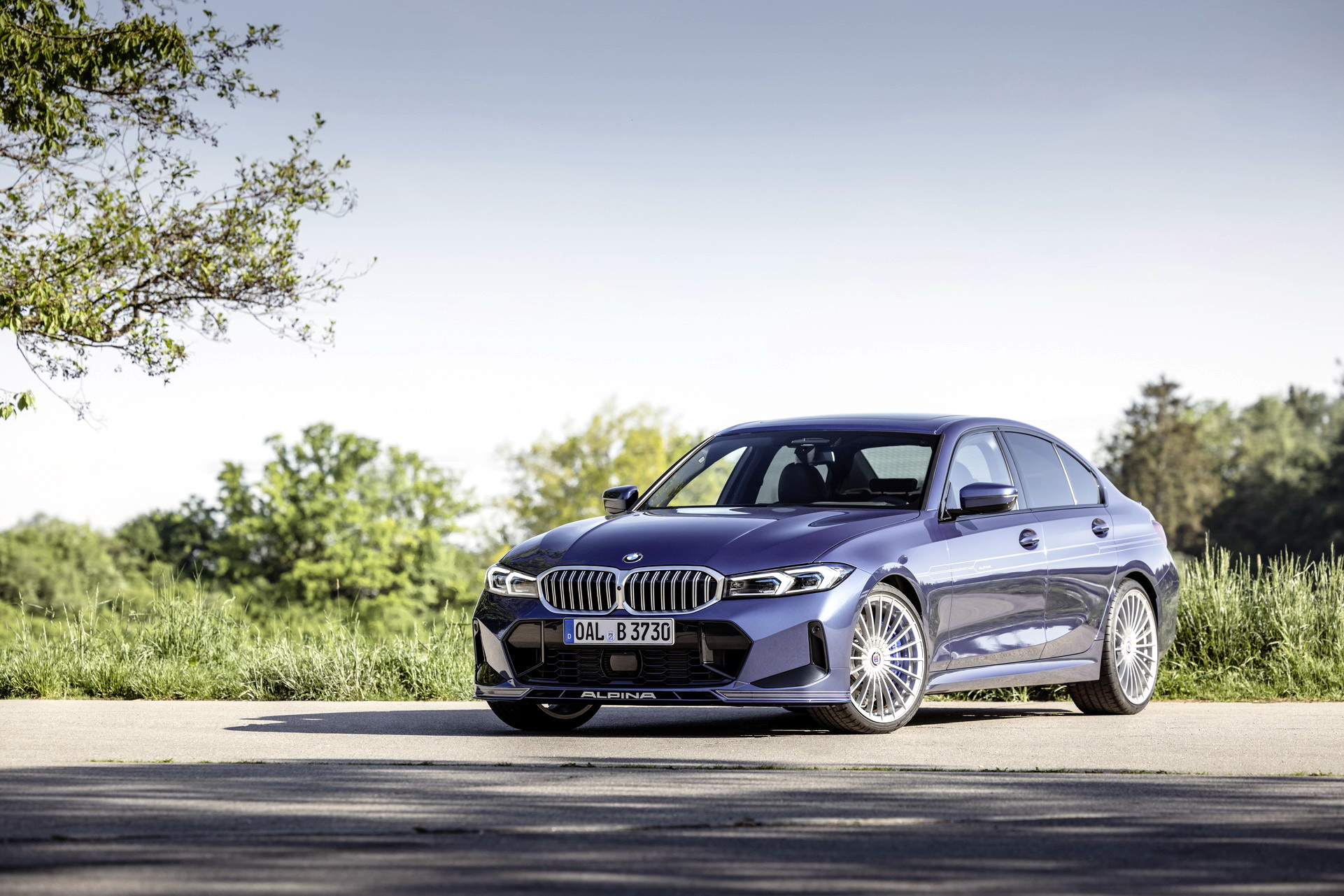 ALPINA Seasons The 2023 BMW 3-Series Facelift With A Lot Of Lust