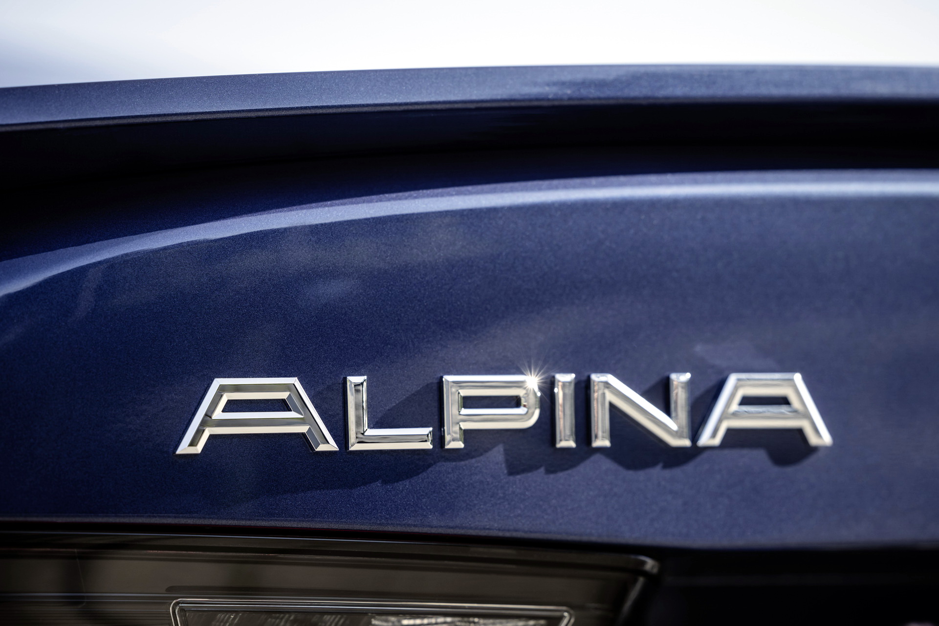 ALPINA Seasons The 2023 BMW 3-Series Facelift With A Lot Of Lust