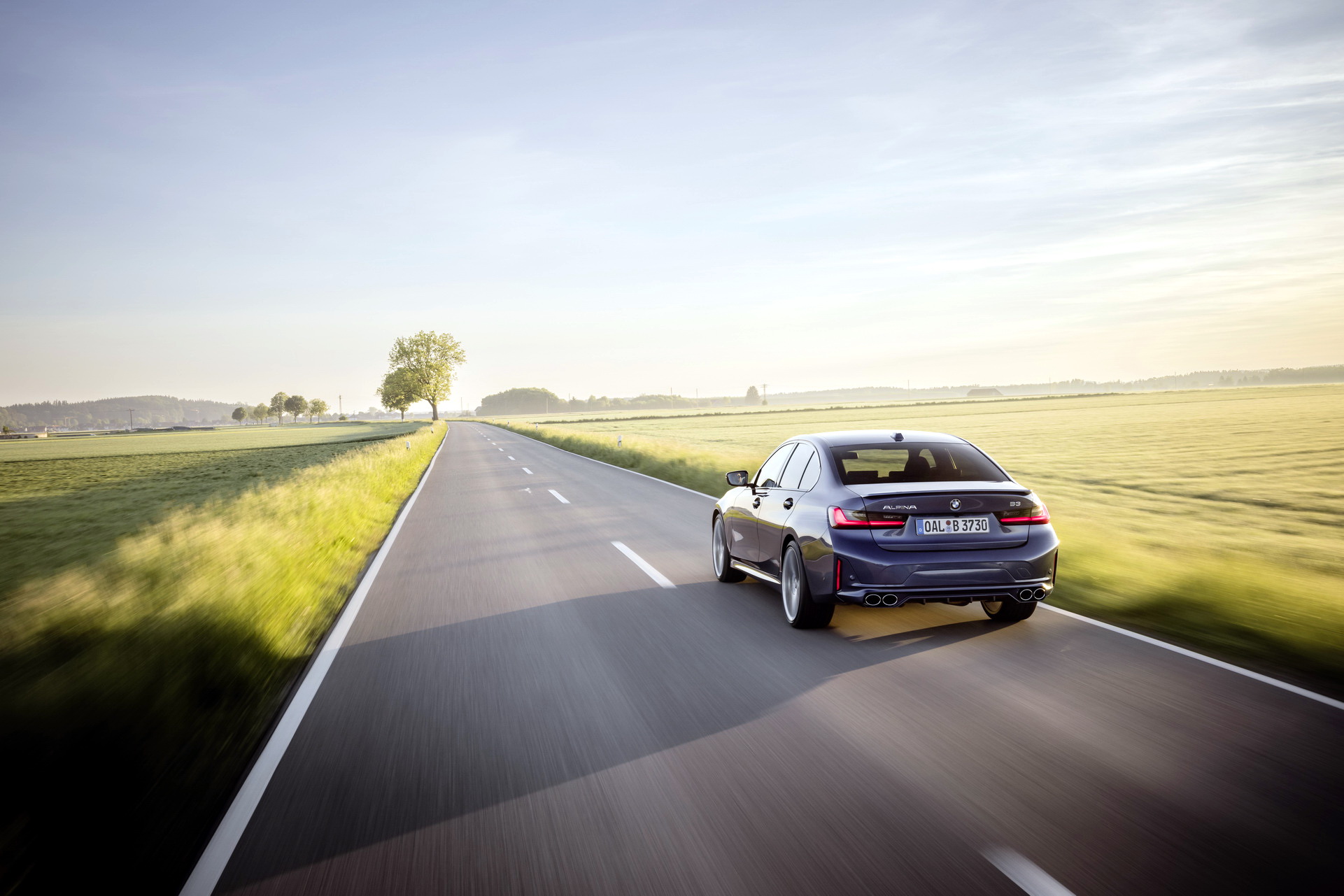 ALPINA Seasons The 2023 BMW 3-Series Facelift With A Lot Of Lust