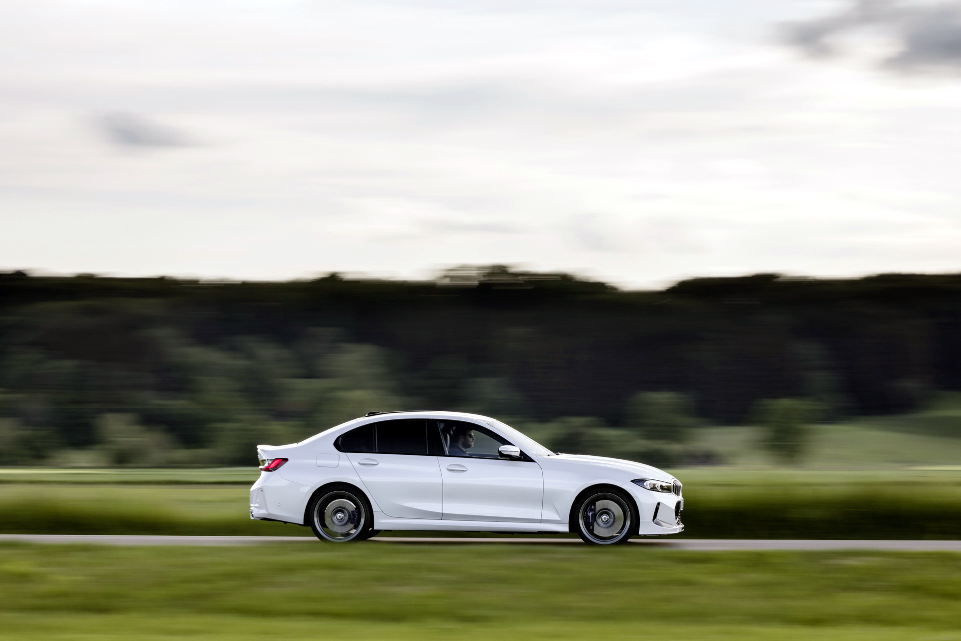 ALPINA Seasons The 2023 BMW 3-Series Facelift With A Lot Of Lust