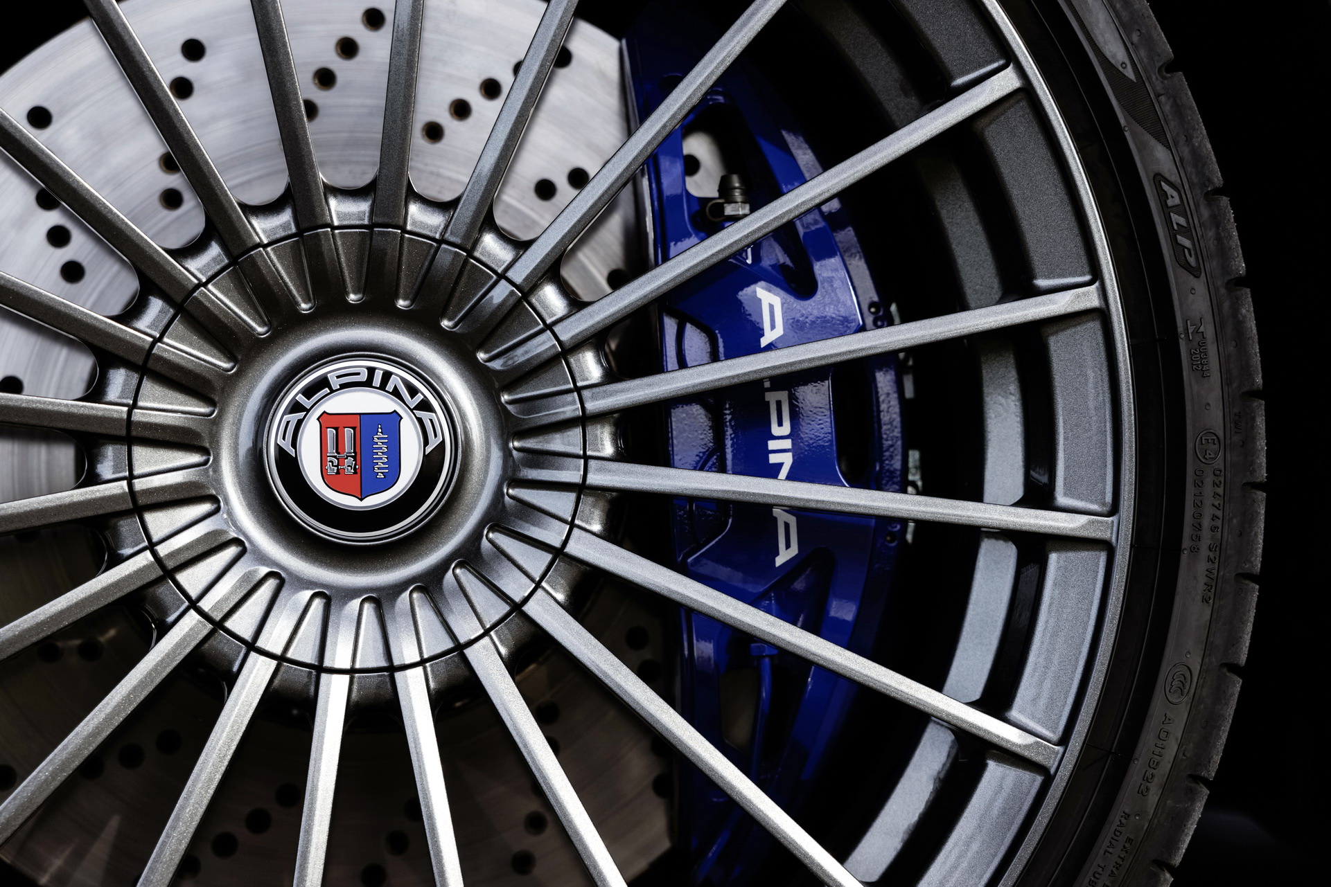 ALPINA Seasons The 2023 BMW 3-Series Facelift With A Lot Of Lust