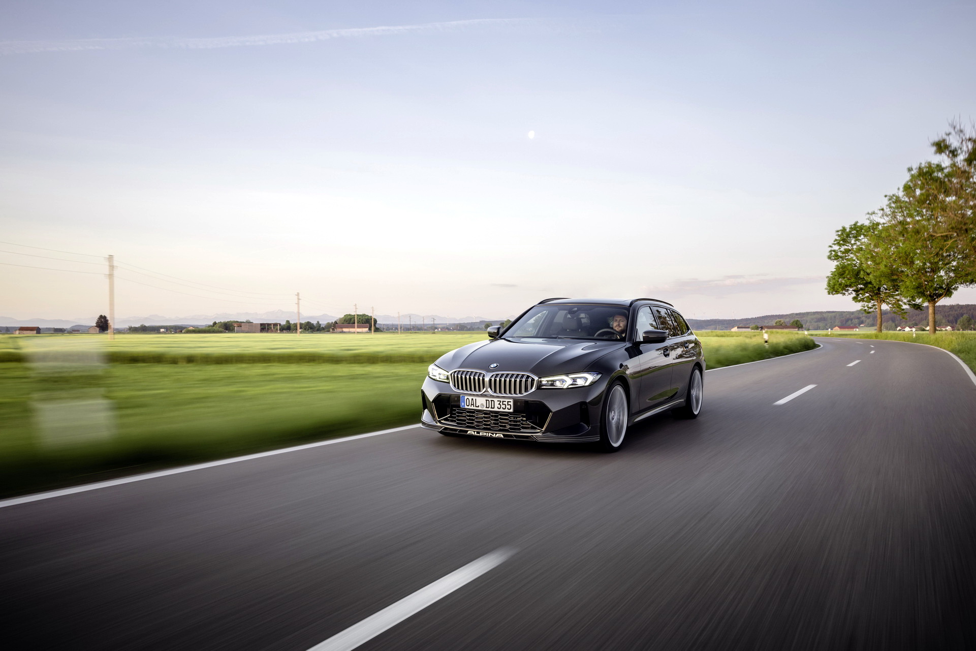 ALPINA Seasons The 2023 BMW 3-Series Facelift With A Lot Of Lust