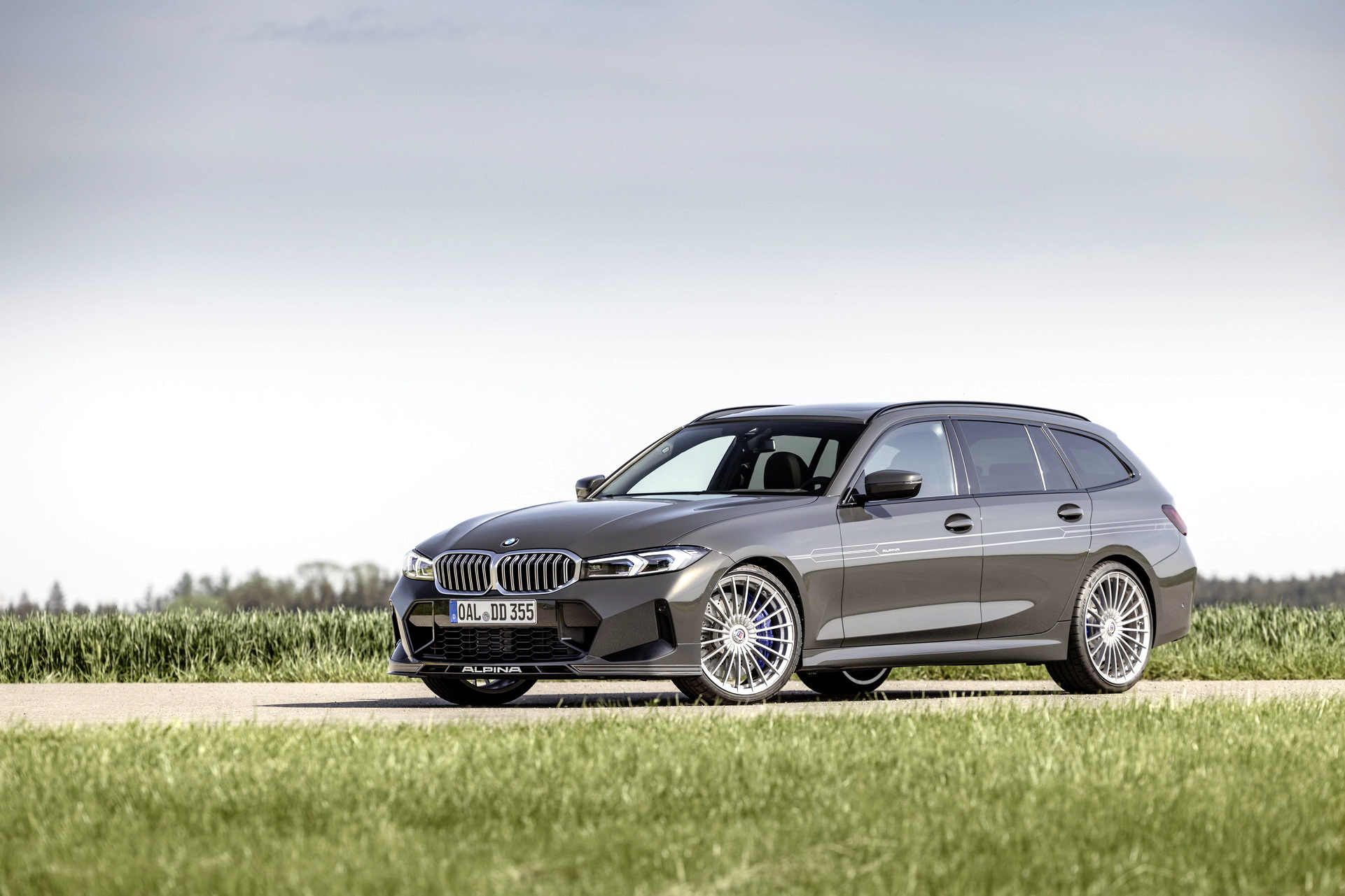 ALPINA Seasons The 2023 BMW 3-Series Facelift With A Lot Of Lust