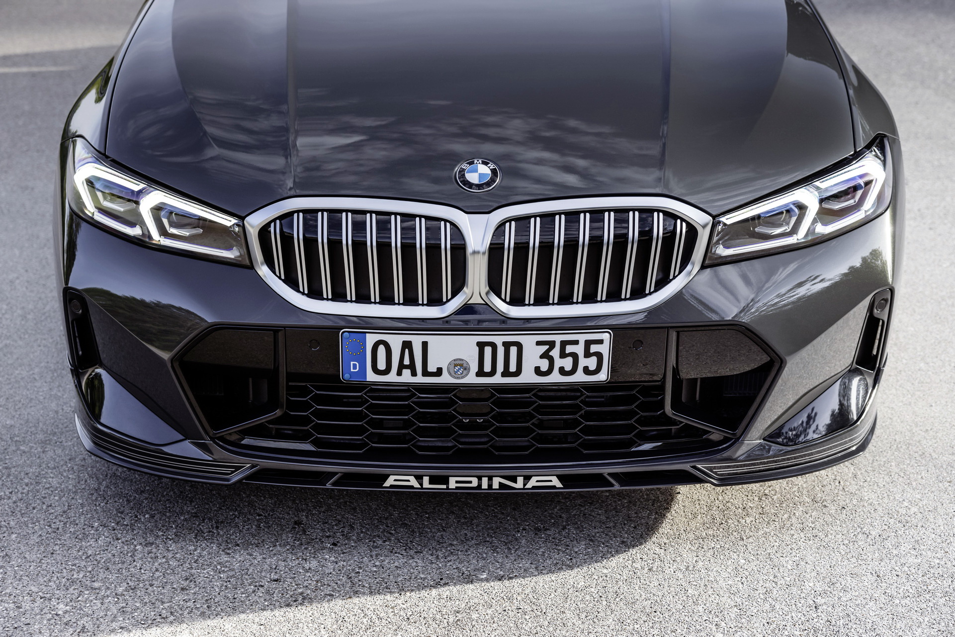 ALPINA Seasons The 2023 BMW 3-Series Facelift With A Lot Of Lust