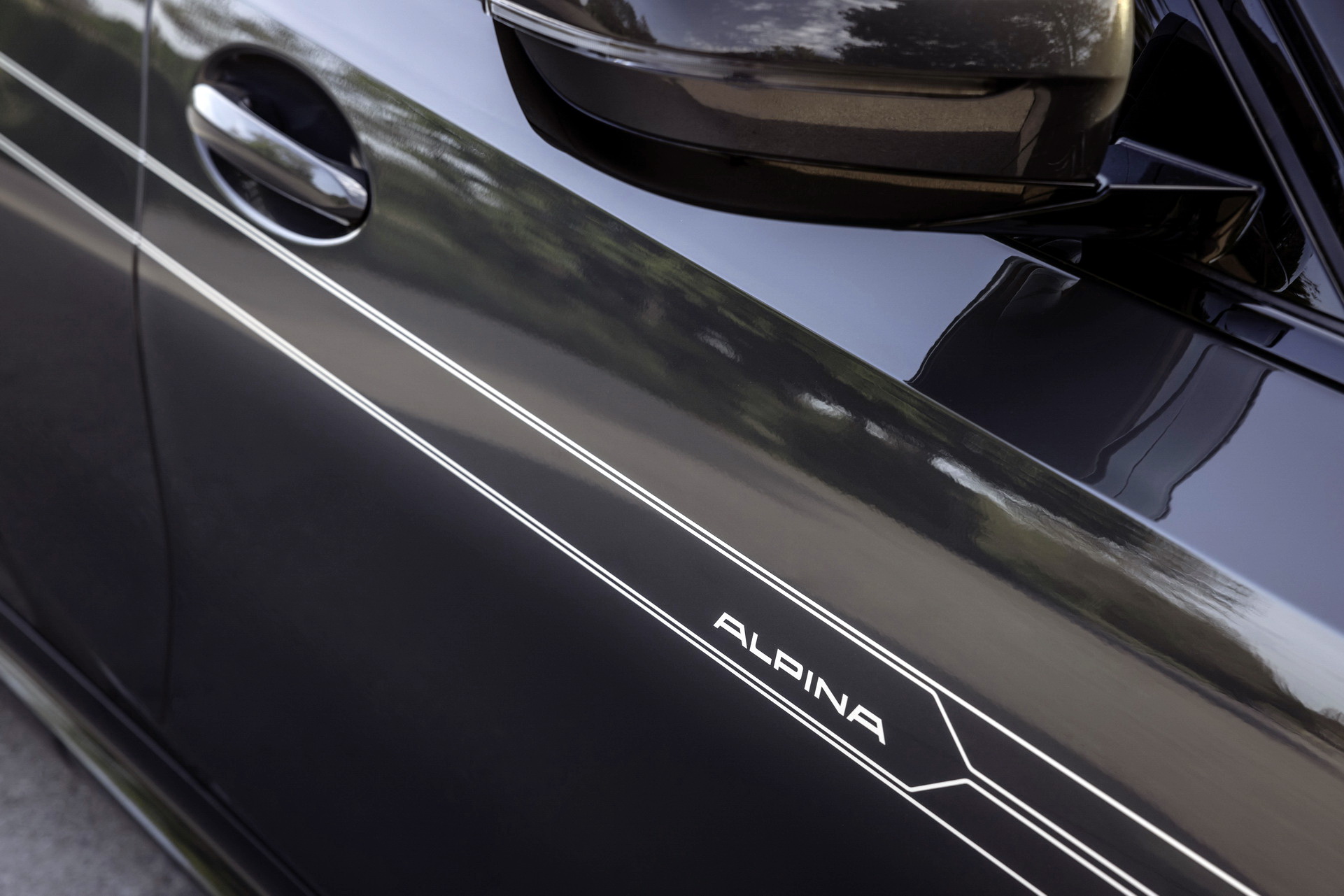 ALPINA Seasons The 2023 BMW 3-Series Facelift With A Lot Of Lust