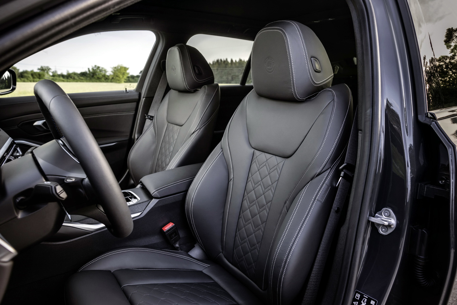 ALPINA Seasons The 2023 BMW 3-Series Facelift With A Lot Of Lust