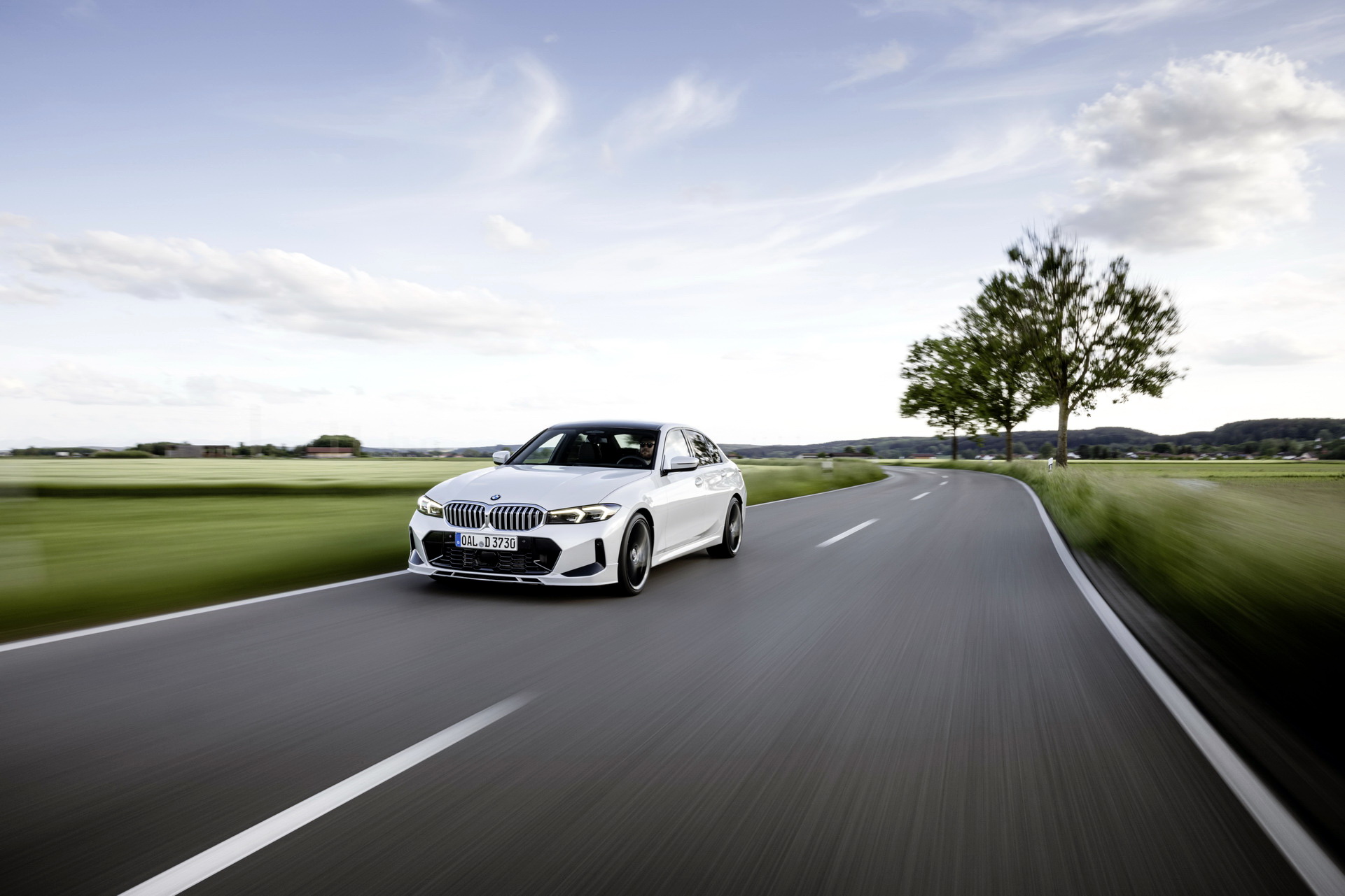 ALPINA Seasons The 2023 BMW 3-Series Facelift With A Lot Of Lust