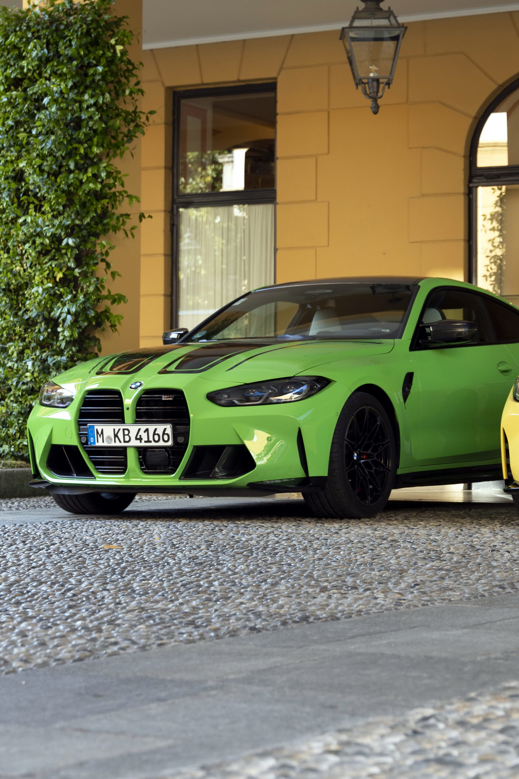 2023 BMW M4 CSL Shows Off Track-Honed Details While Completely Stationary At Villa D’Este Show