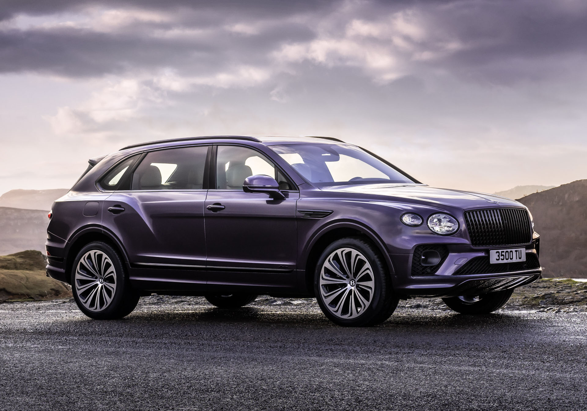 Bentley Starts Production Of The Bentayga EWB, Highlights Its Incredible Attention To Detail