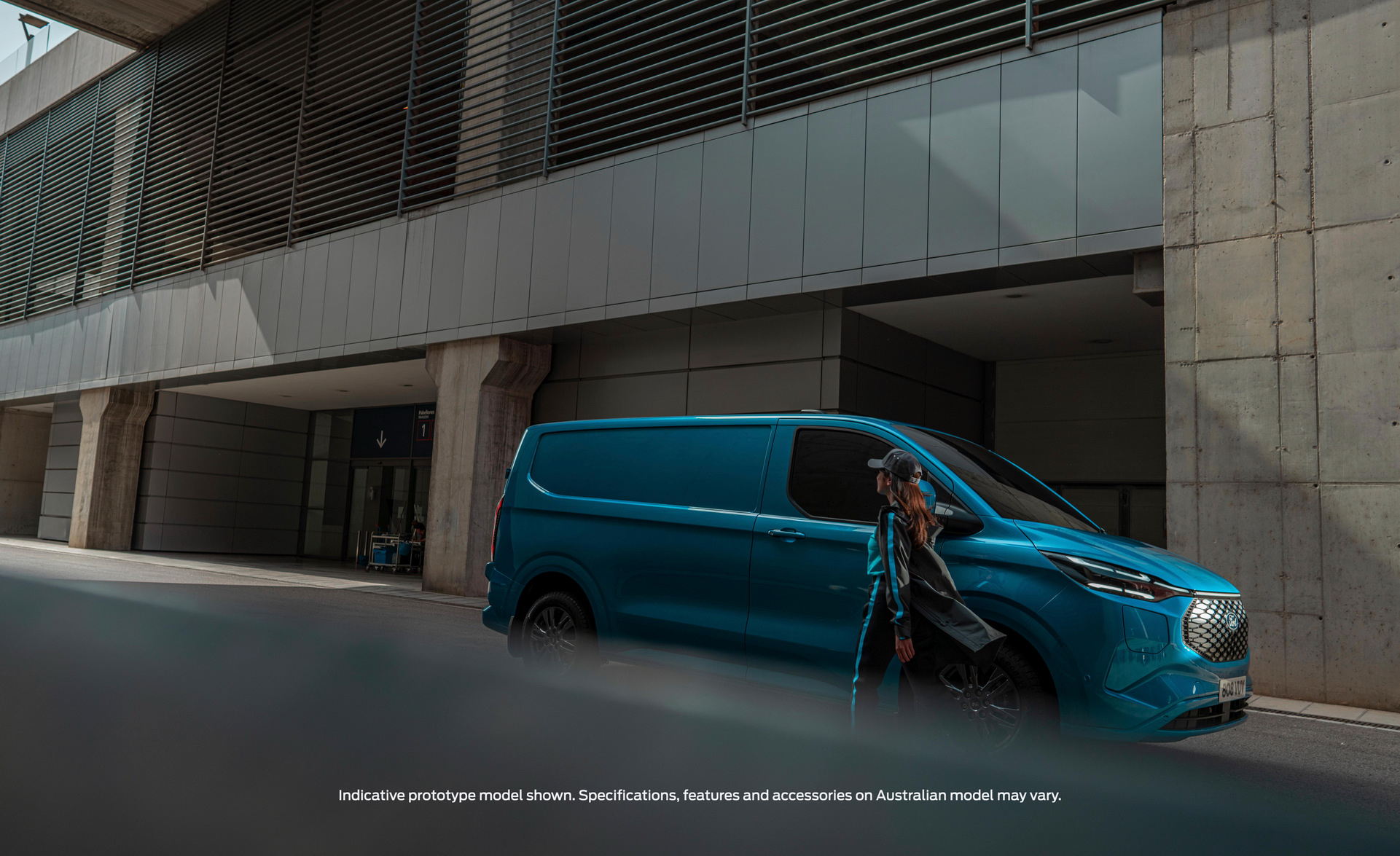 2023 Ford E-Transit Custom Is An Electric Van With A Futuristic Face And 236-Mile Range