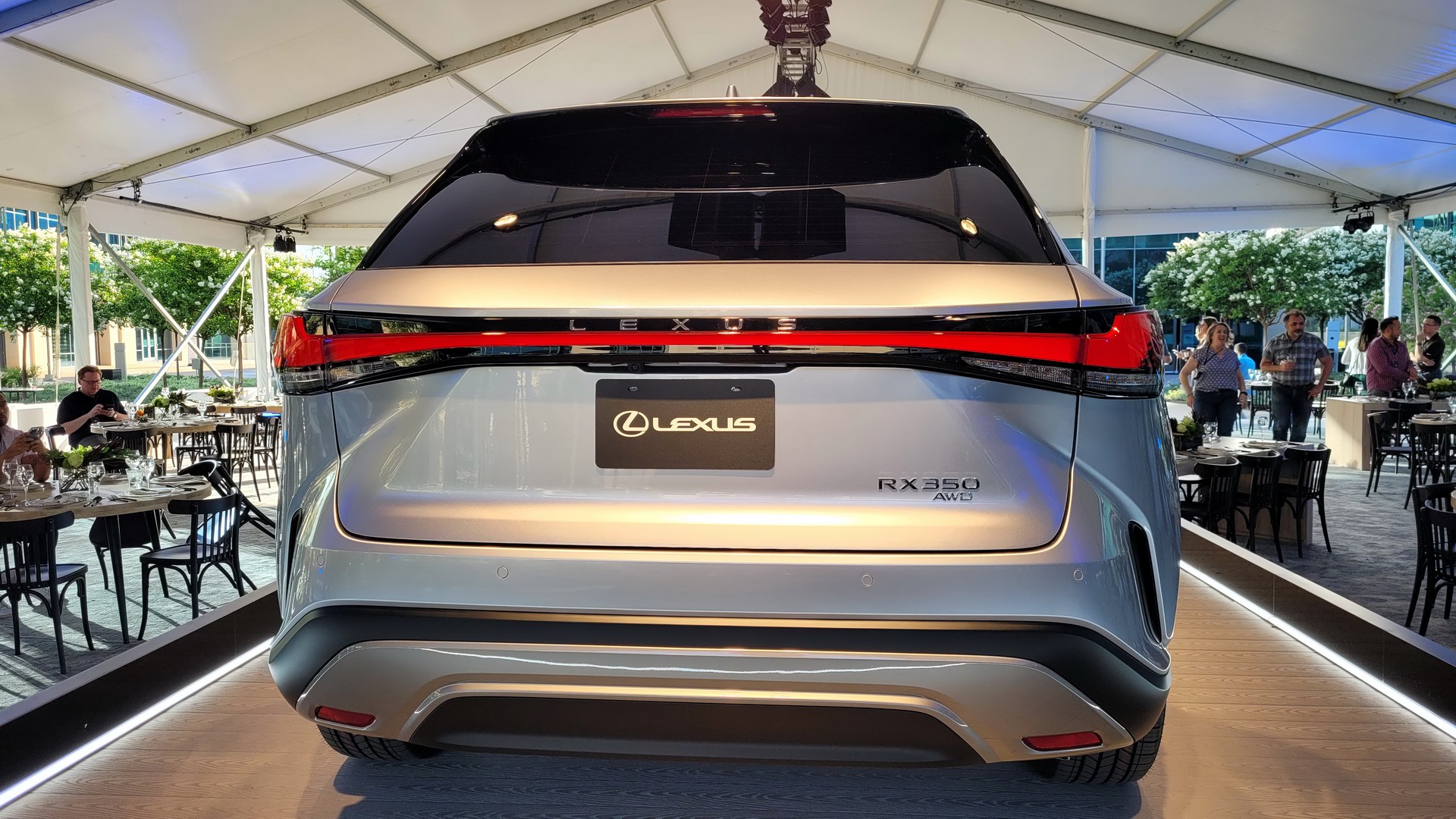 2023 Lexus RX Breaks Cover With Evolutionary Styling And A 367 HP Hybrid Powertrain