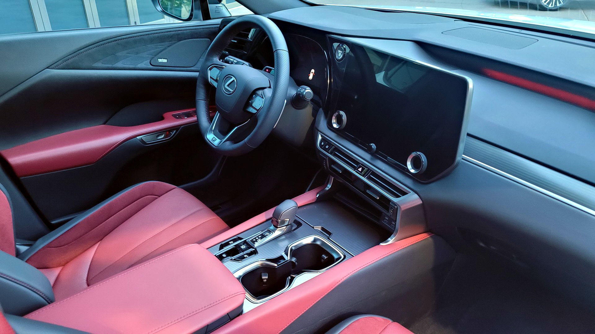 2023 Lexus RX Breaks Cover With Evolutionary Styling And A 367 HP Hybrid Powertrain