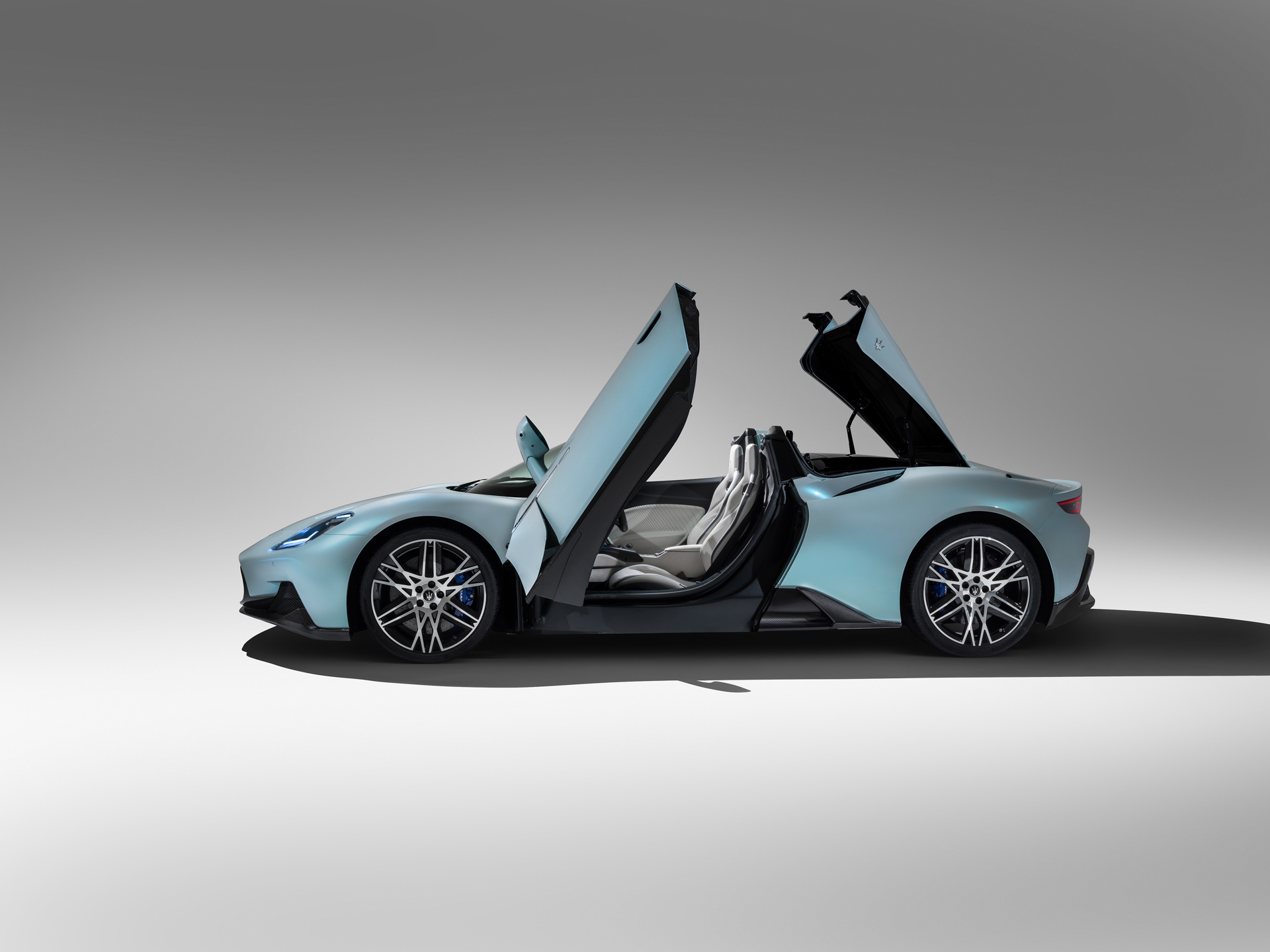 2023 Maserati MC20 Cielo Spyder Gets Retractable Glass Roof That Changes From Clear To Fully Opaque
