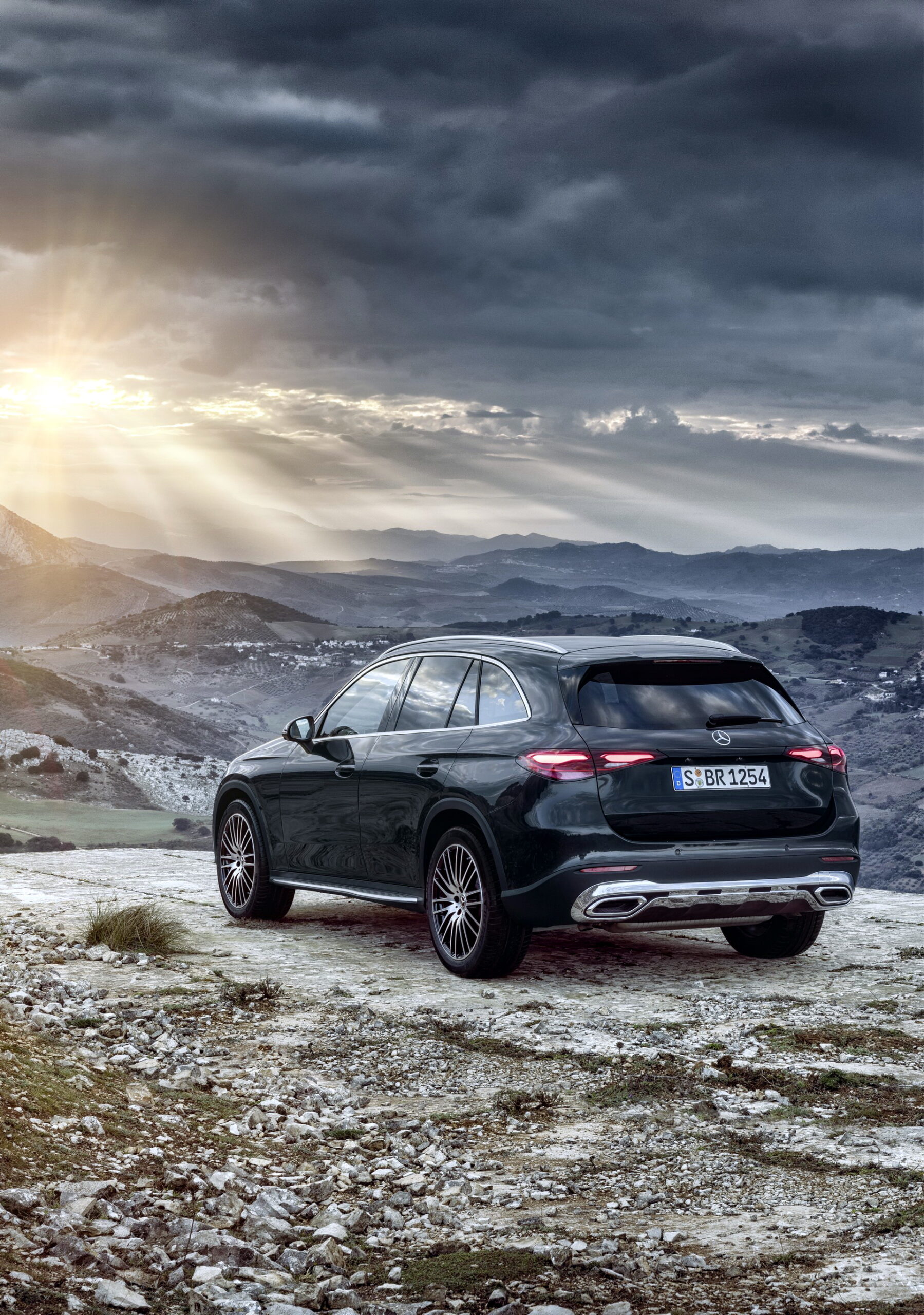 New 2023 Mercedes-Benz GLC Takes Two Steps Forward And No Steps Back