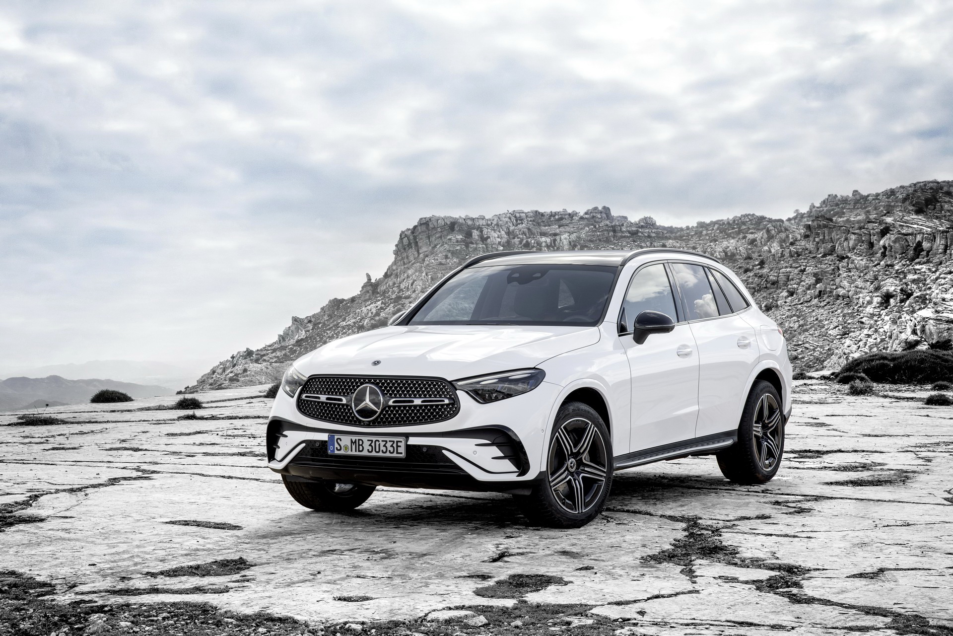 New 2023 Mercedes-Benz GLC Takes Two Steps Forward And No Steps Back