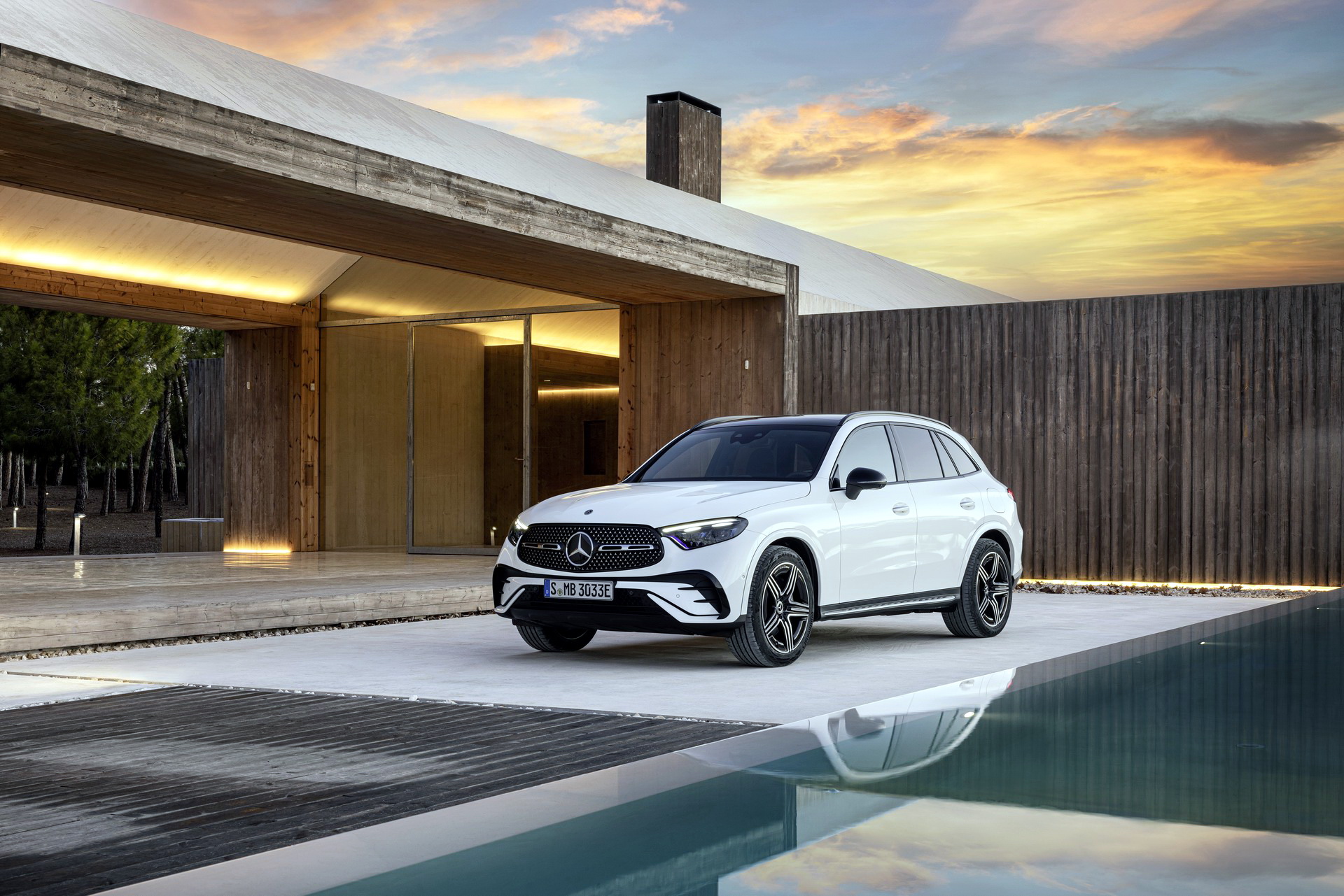 New 2023 Mercedes-Benz GLC Takes Two Steps Forward And No Steps Back