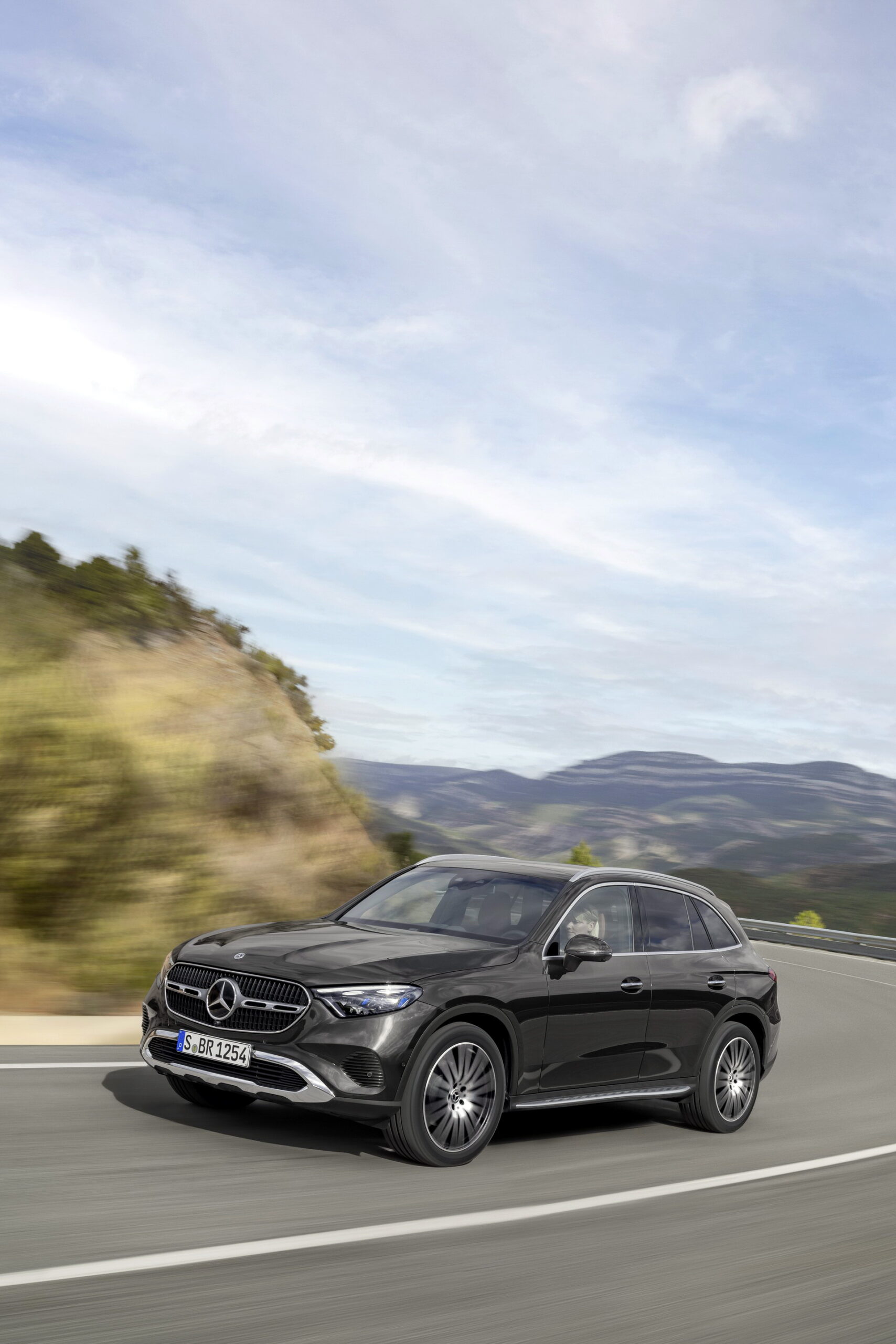 New 2023 Mercedes-Benz GLC Takes Two Steps Forward And No Steps Back