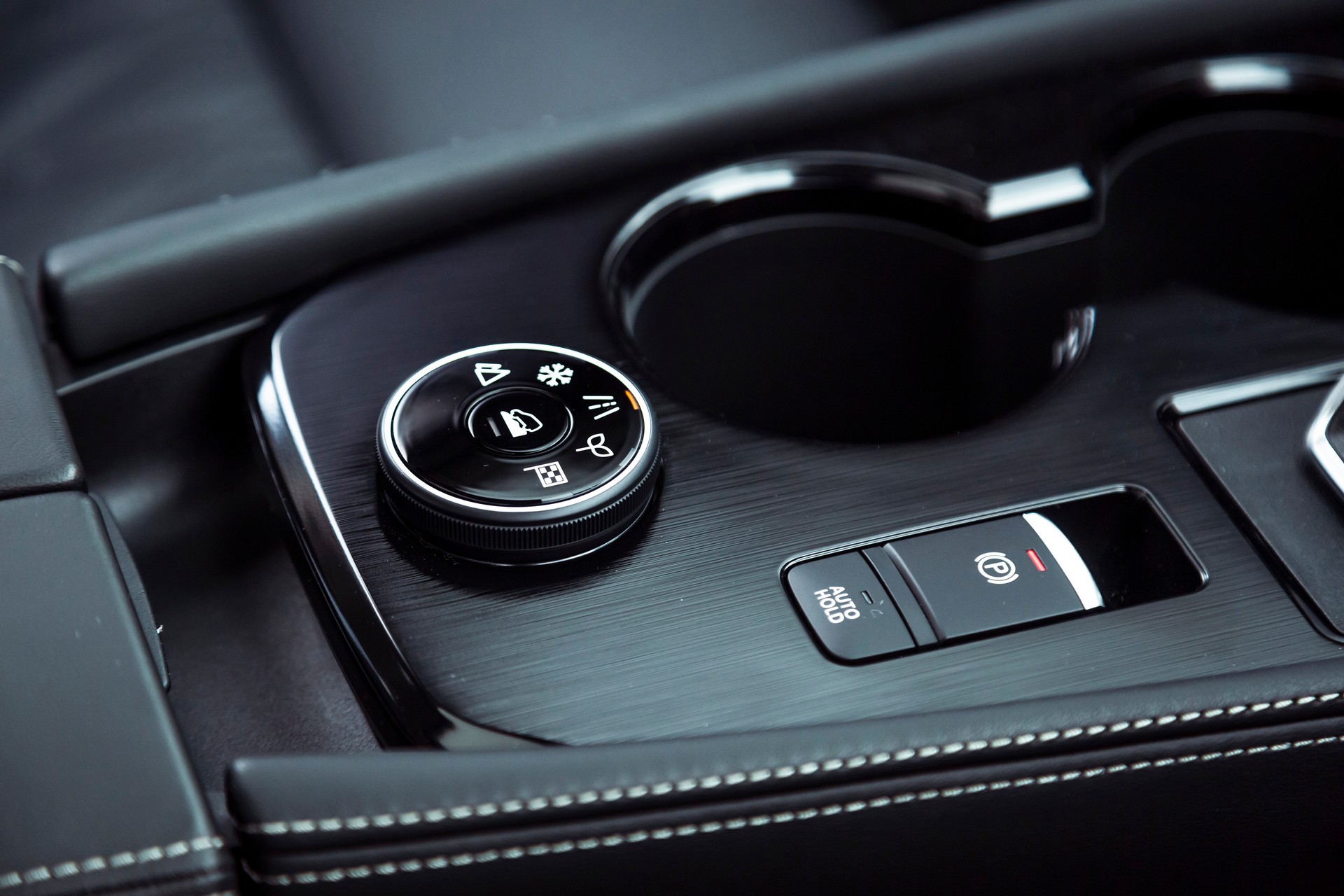 2023 Nissan X-Trail Launches Down Under With Old 2.5-Liter Four