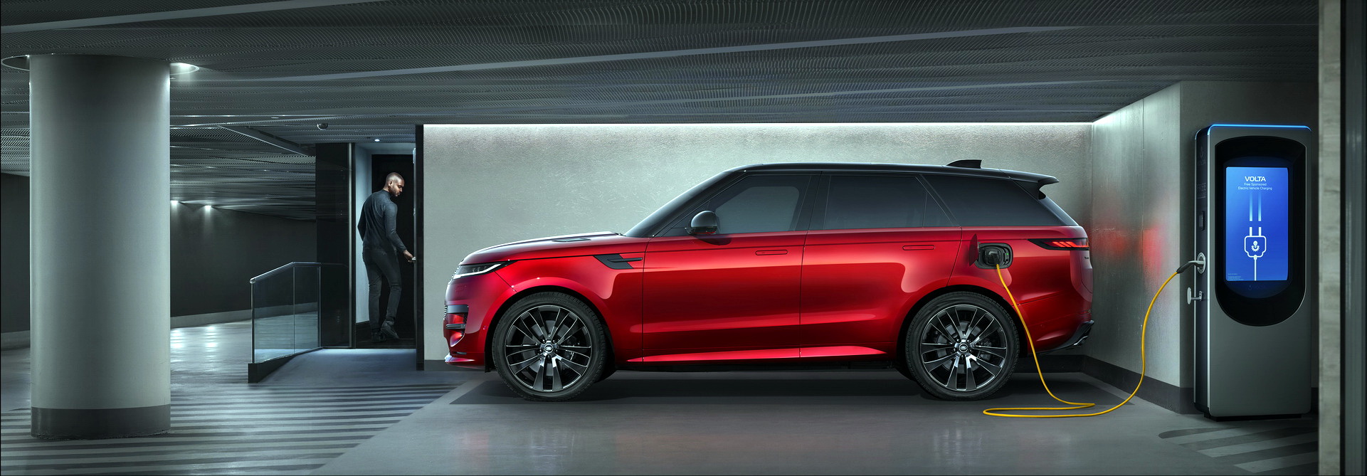 2023 Range Rover Sport Gets 523-HP BMW V8 Option And Off-Road Cruise Control; EV Coming In 2024