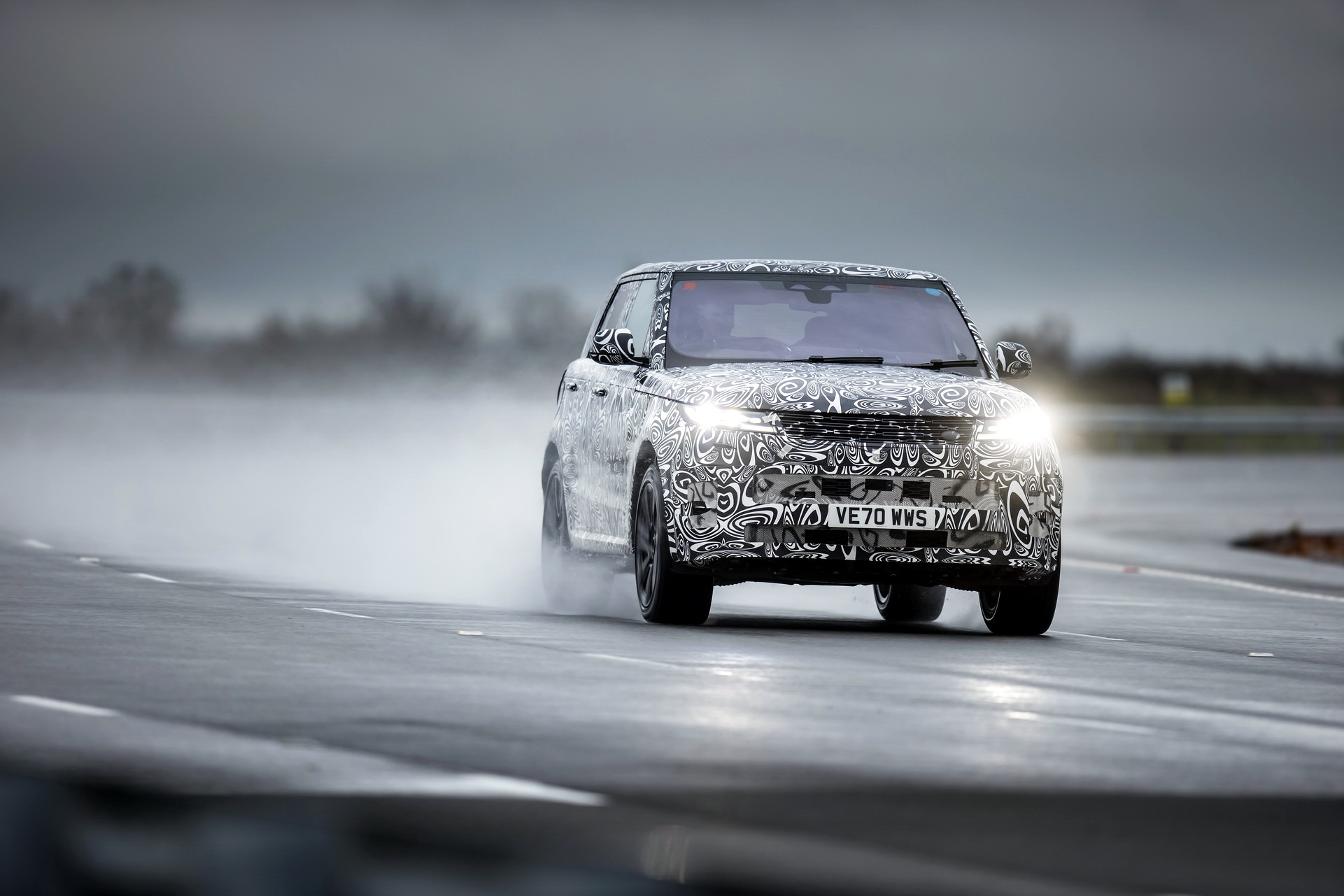 2023 Range Rover Sport Gets 523-HP BMW V8 Option And Off-Road Cruise Control; EV Coming In 2024